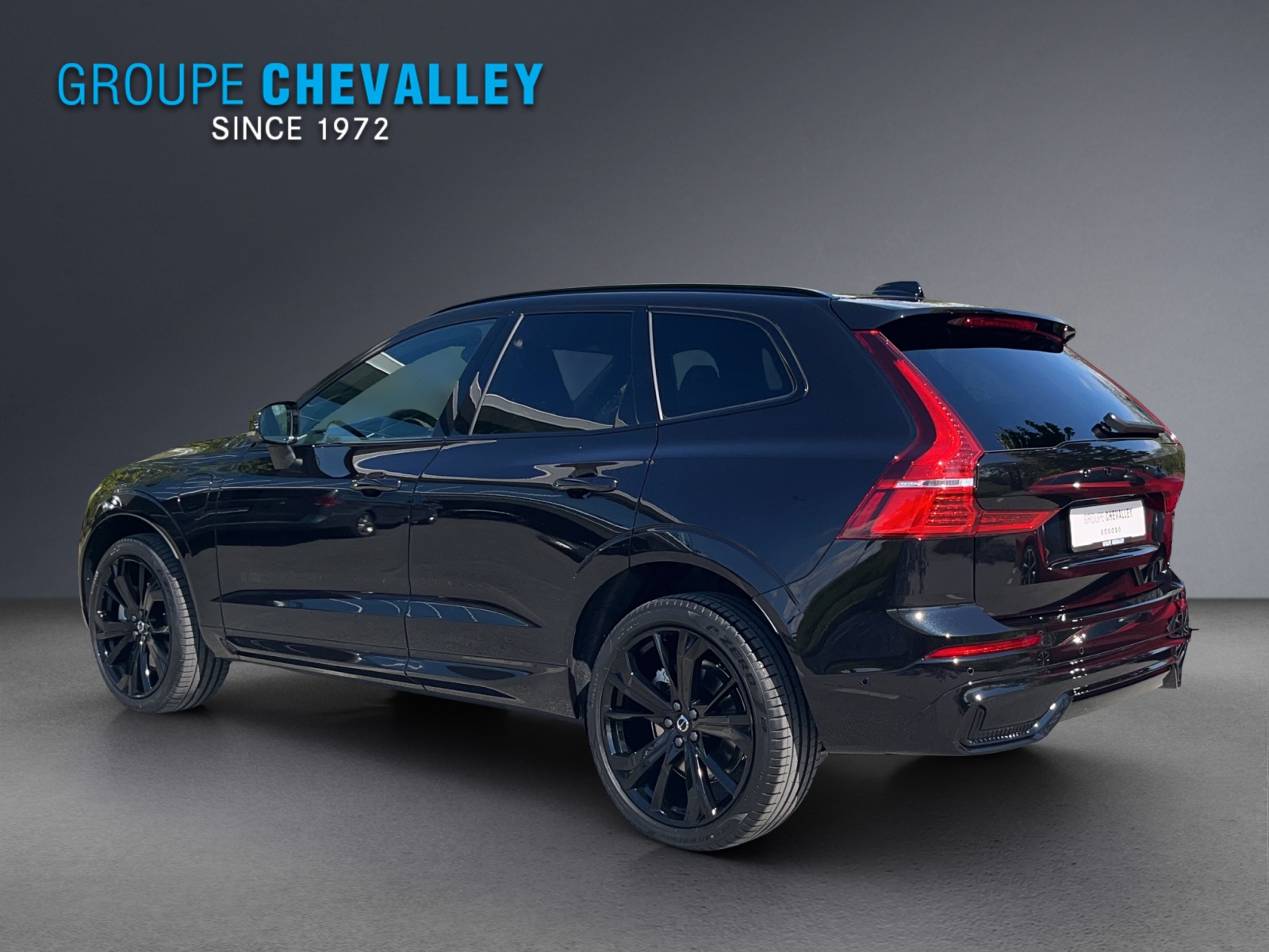 VOLVO XC60 T8 eAWD PluginHybrid Black Edition Geartronic-showroom-element-3