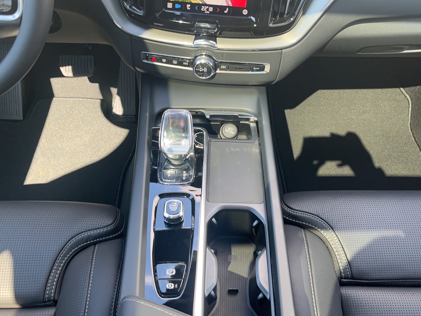 VOLVO XC60 T8 eAWD PluginHybrid Black Edition Geartronic-image-20