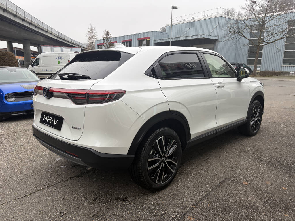 HONDA HR-V 1.5 i-MMD Elegance-image-4