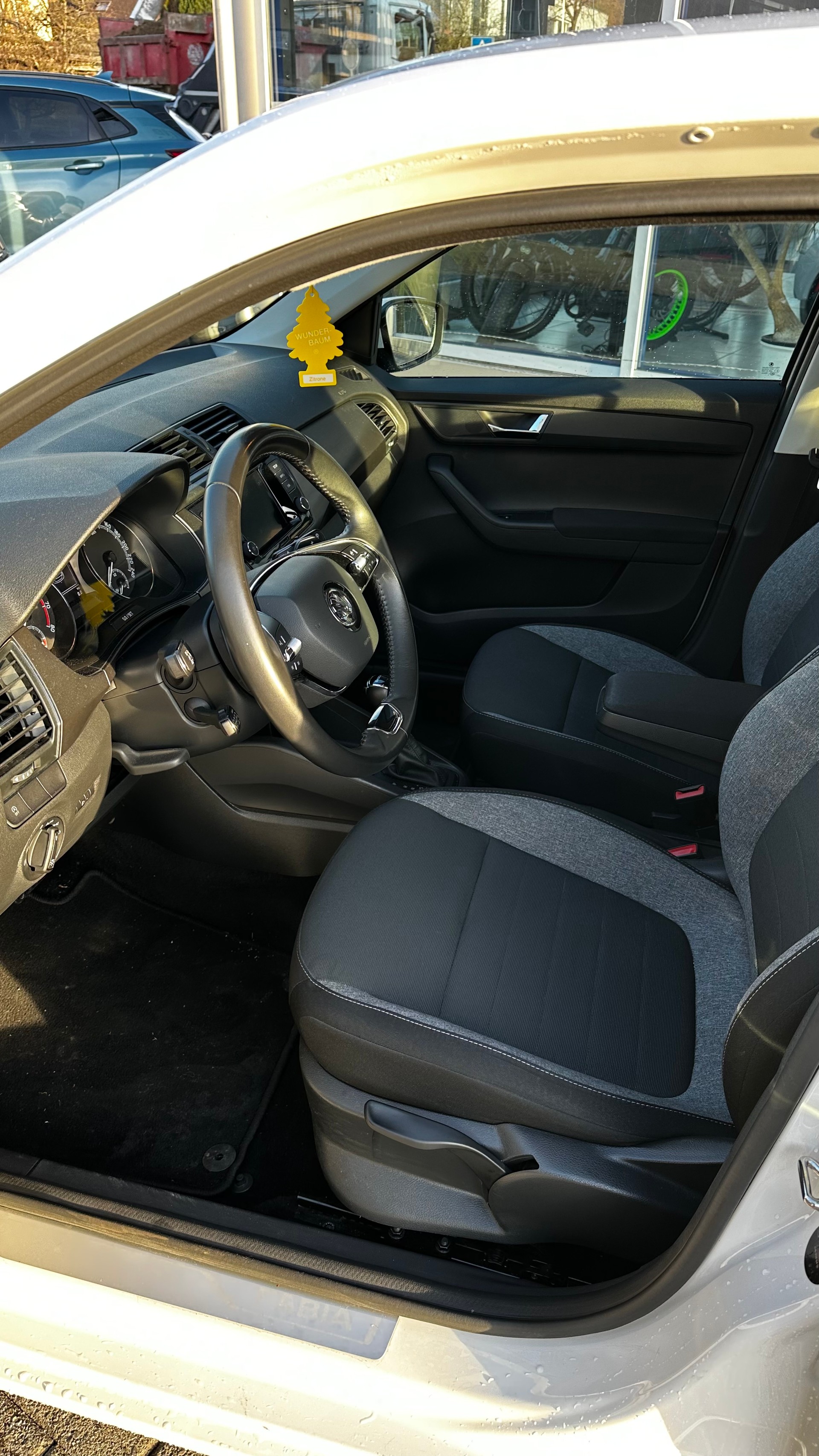SKODA Fabia 1.0 TSI Drive DSG-image-7