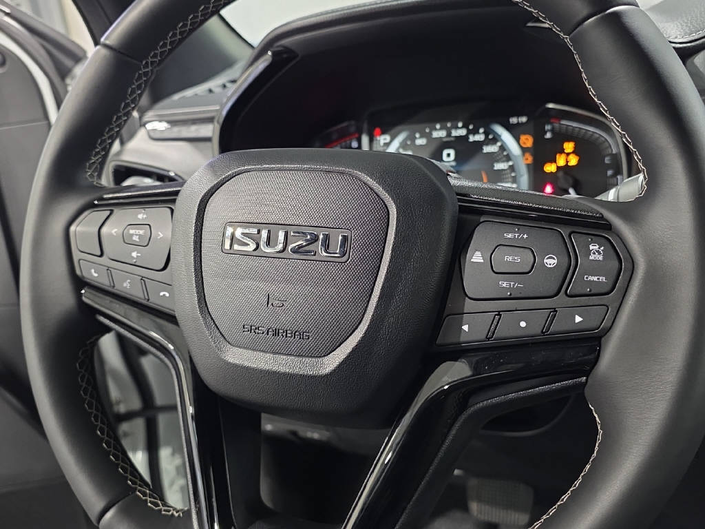 ISUZU D-Max Crew Pick-up 1.9 DDi N60 Nitro Sport 4x4-image-10