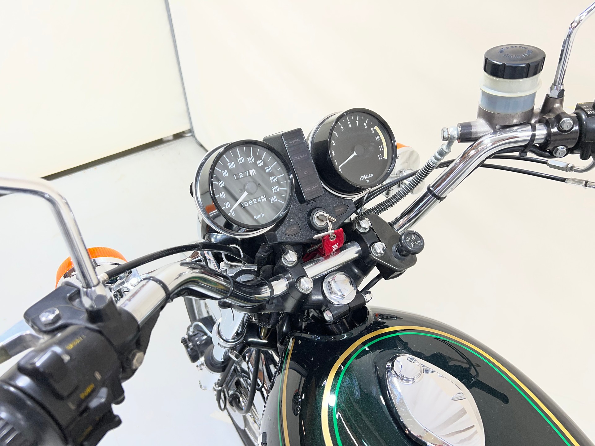 KAWASAKI Z1 900-image-13
