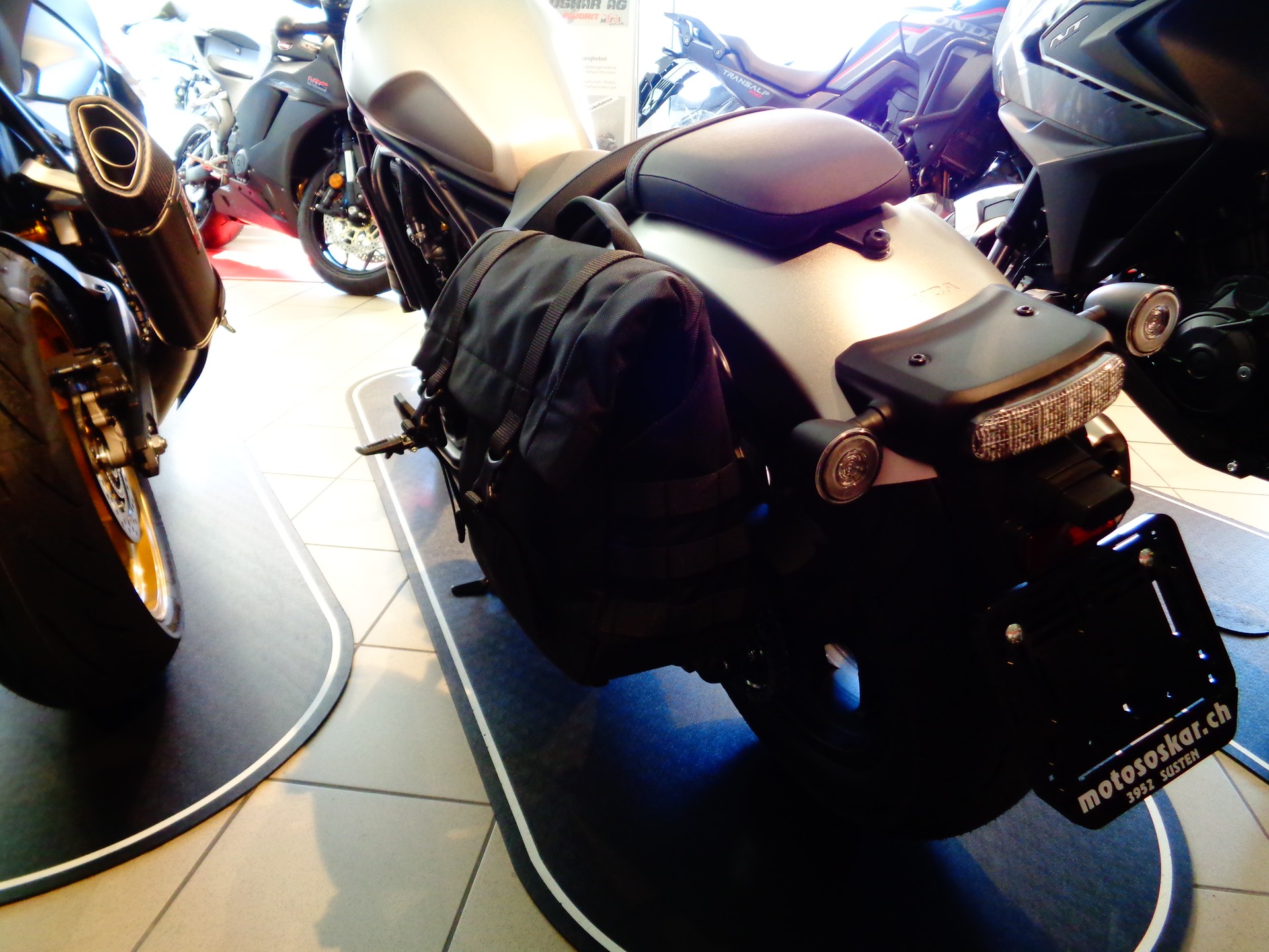HONDA CMX 1100 Rebel DCT-image-9