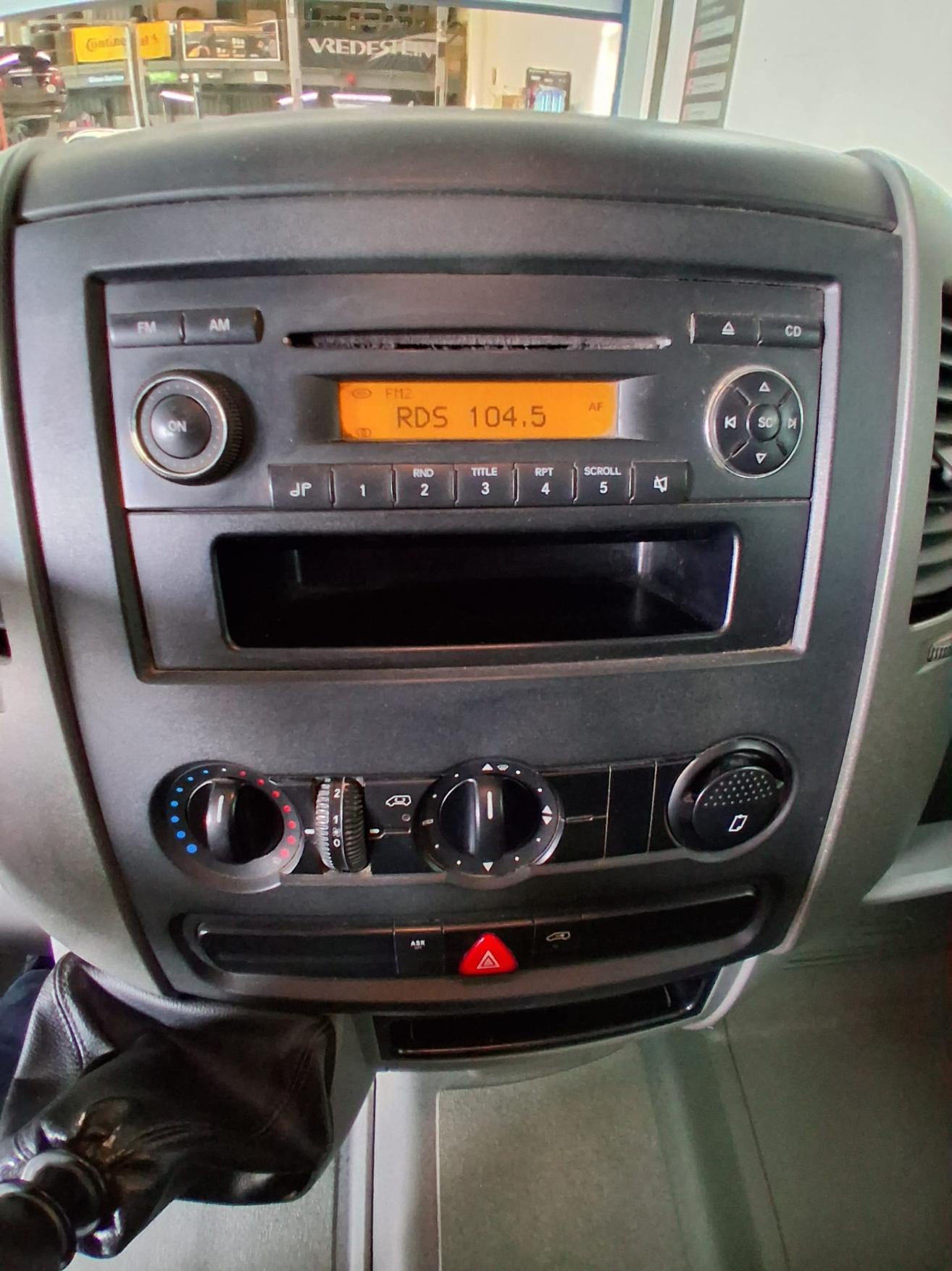 MERCEDES-BENZ Sprinter 313 DKab.-Ch. 3665 2.2 CDI 129-image-12