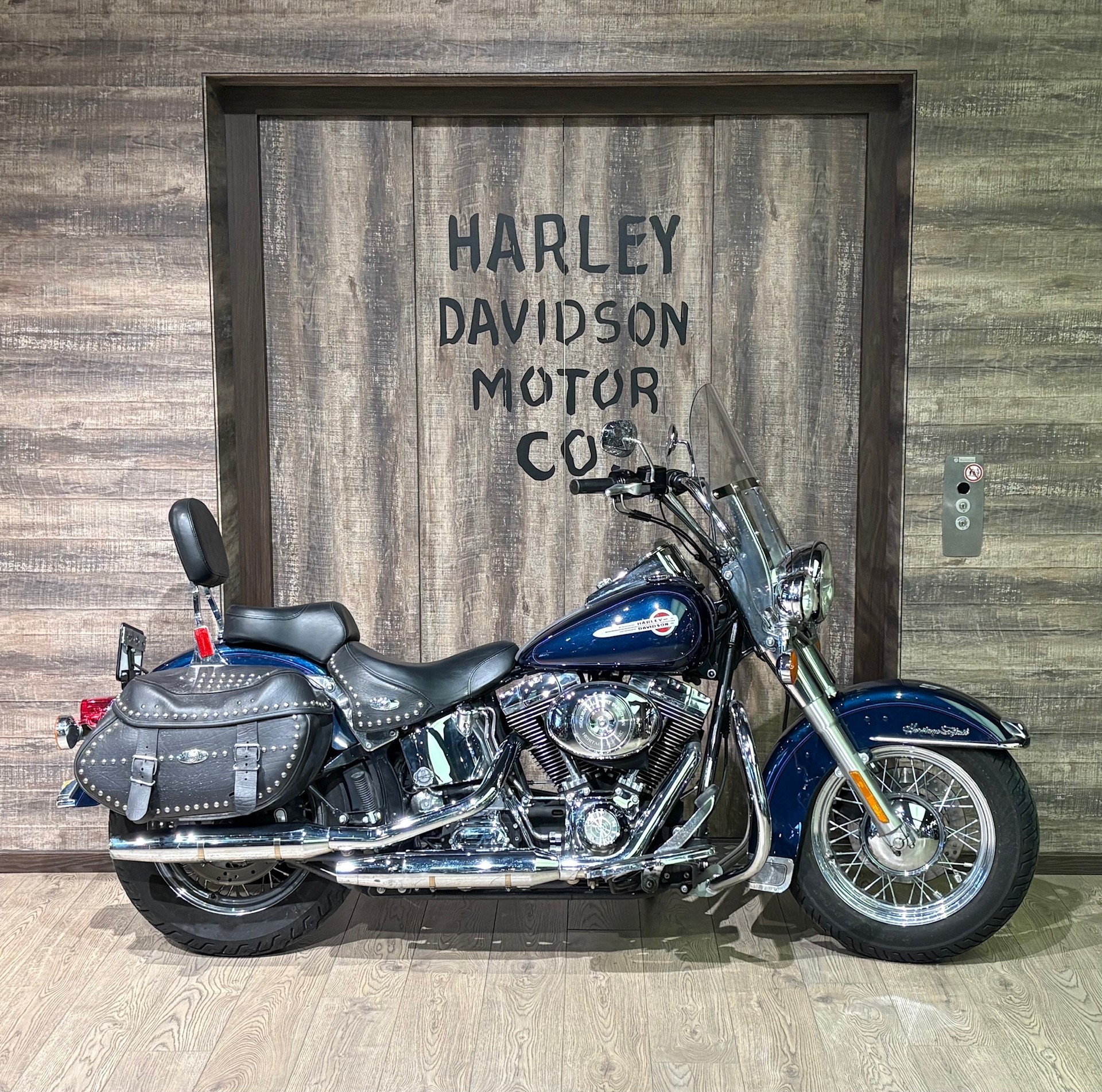 HARLEY-DAVIDSON FLSTCI Softail Classic-image-0