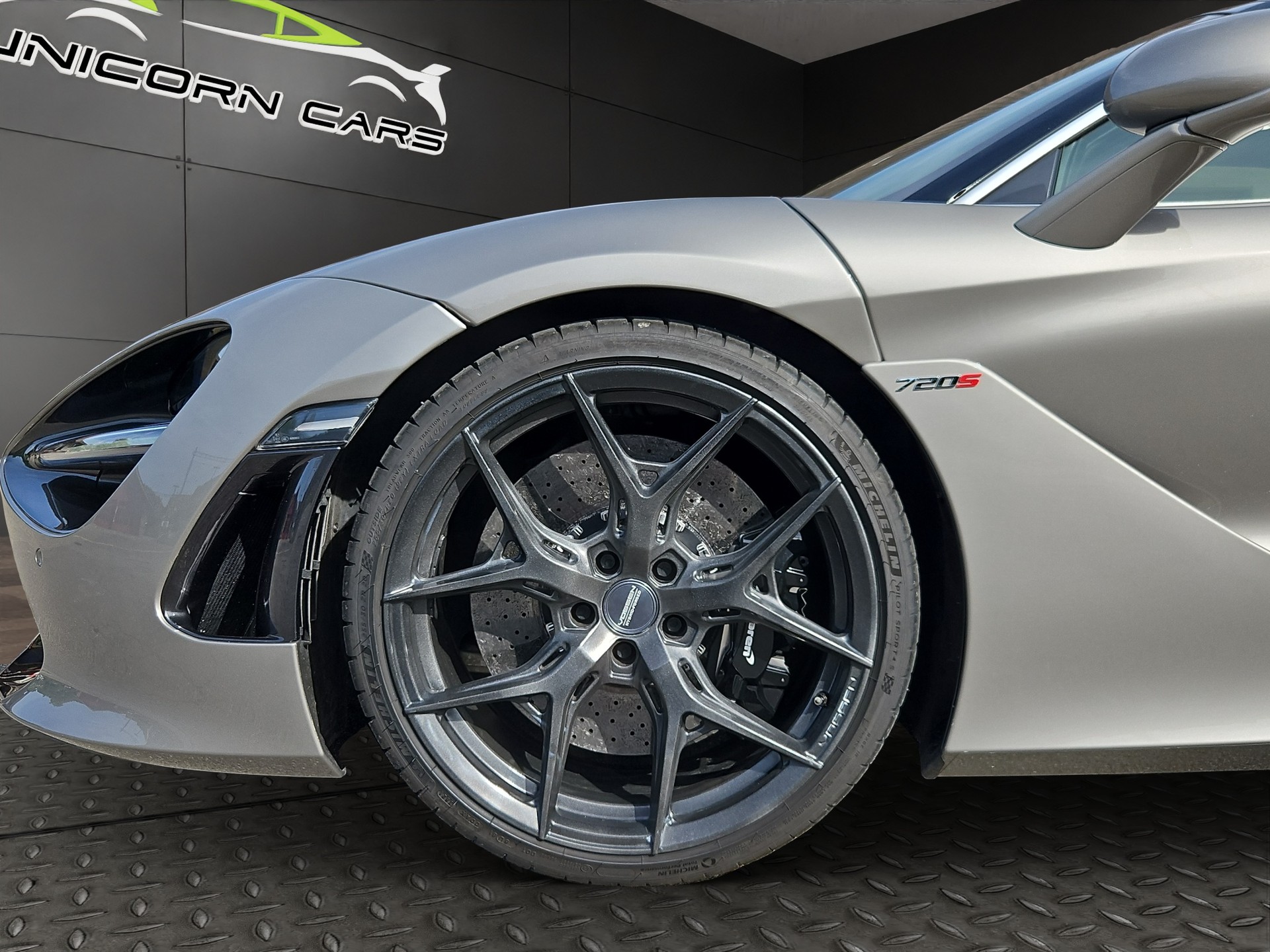McLAREN 720S Coupé 4.0 V8 SSG-image-26