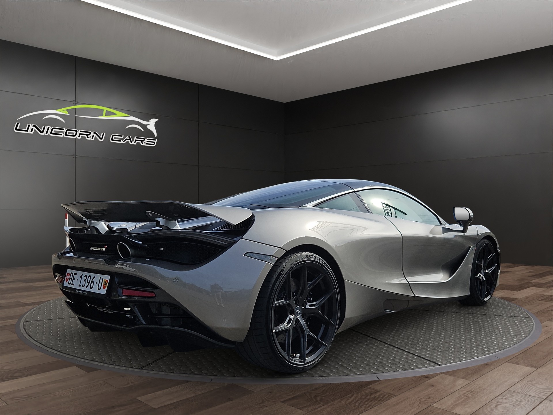 McLAREN 720S Coupé 4.0 V8 SSG-showroom-element-3