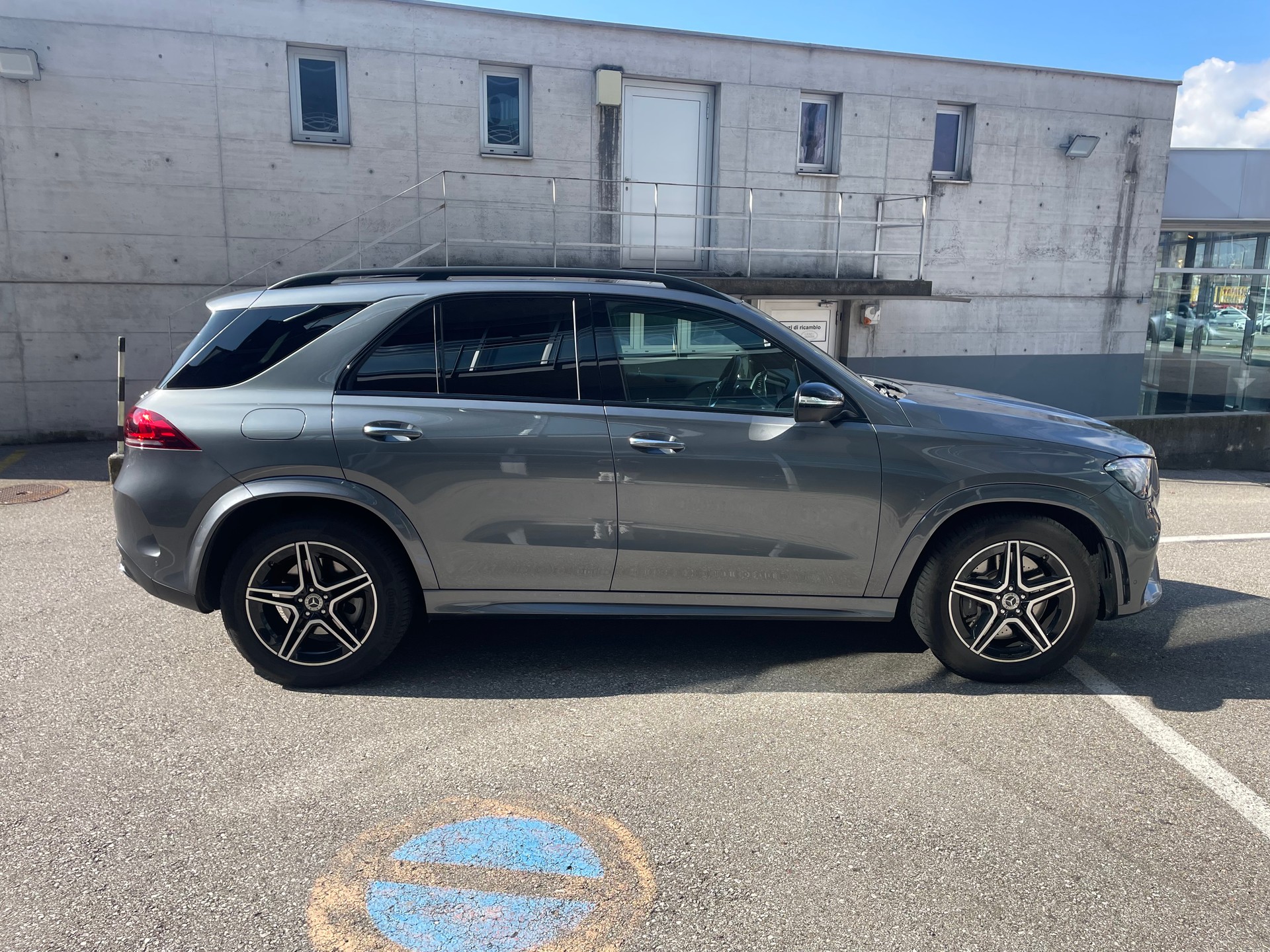 MERCEDES-BENZ GLE 450 4Matic AMG Line 9G-Tronic