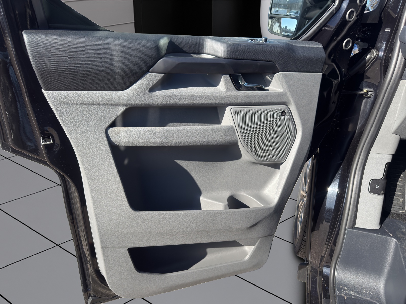 FORD Tourneo Bus 320 L1H1 TitaniumX Automat 4x4-image-7