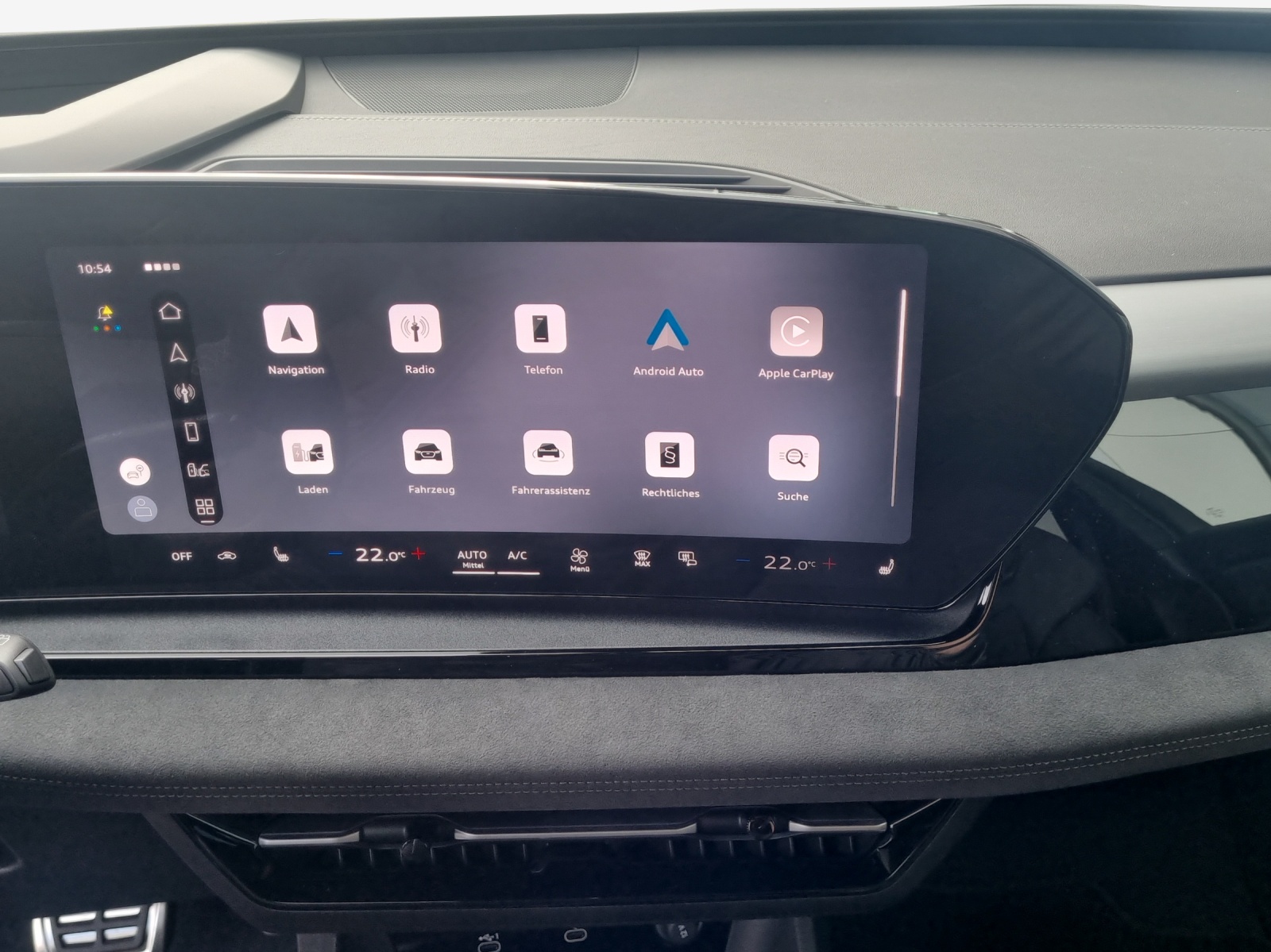 AUDI Q6 e-tron quattro-image-10