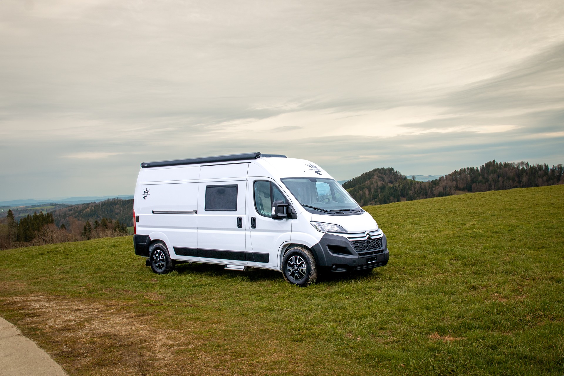 CLEVER VANS Celebration