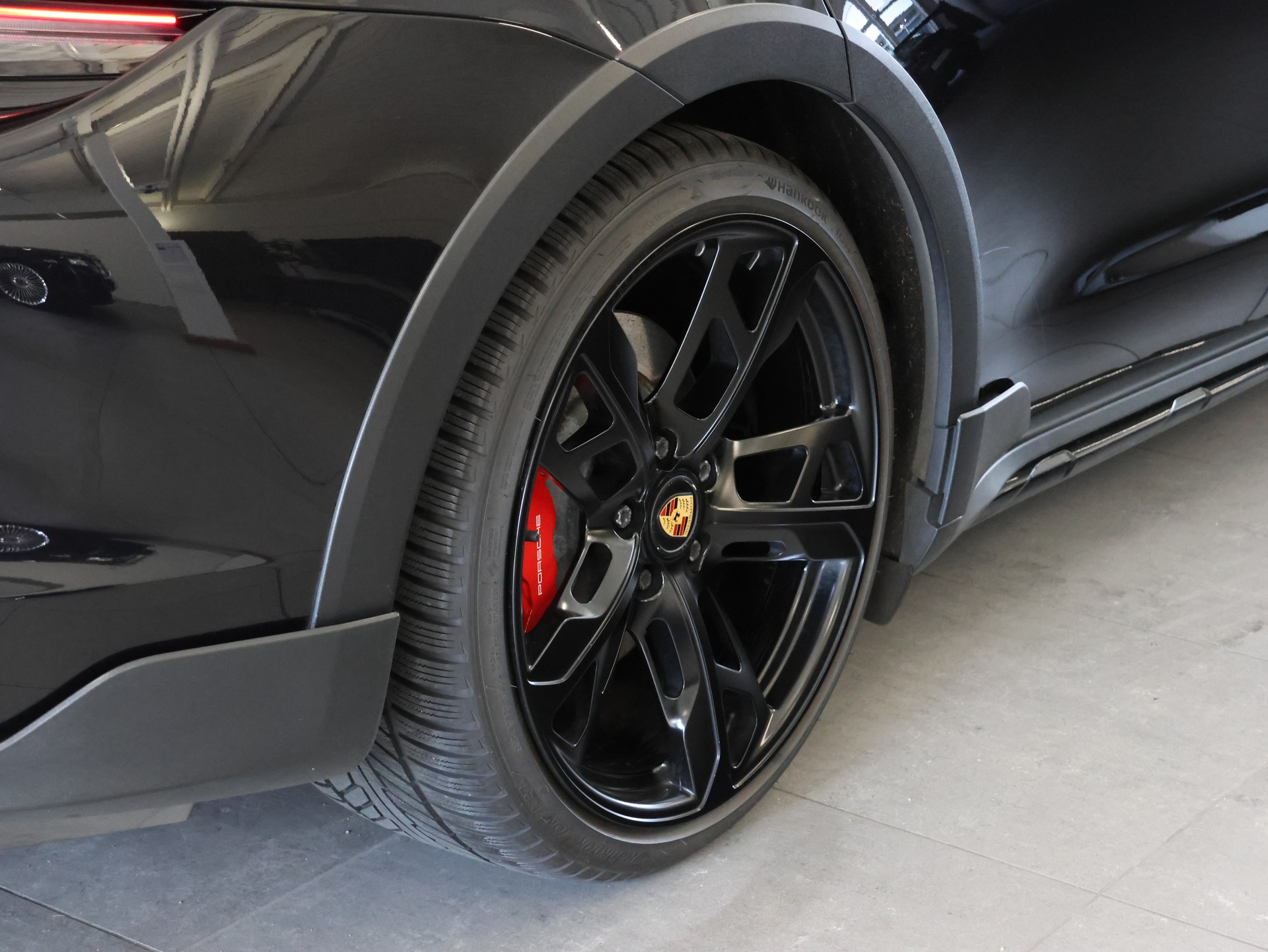 PORSCHE Taycan 4S Cross Turismo *360 Kamera* *Sportlenkrad* *Sitzheizung/Lüftung*-image-17