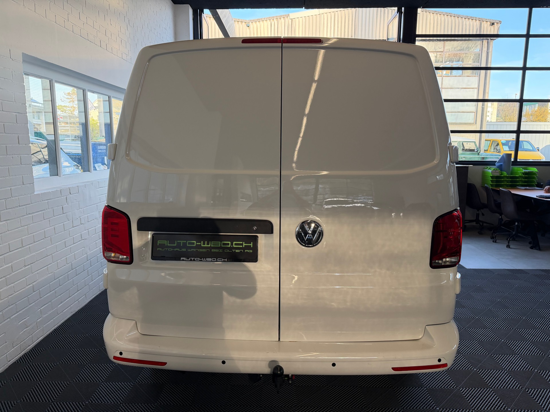 VW T6.1 2.0 Bi-TDI 204 PS 4X4 4Motion DSG + AHK 2500 KG-showroom-element-3