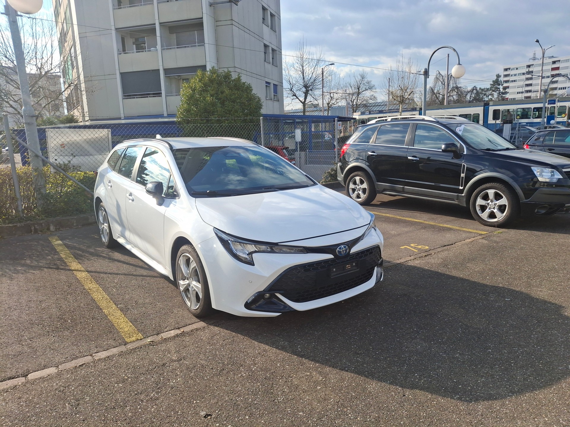 TOYOTA Corolla Touring Sports 1.8 HSD Trend e-CVT