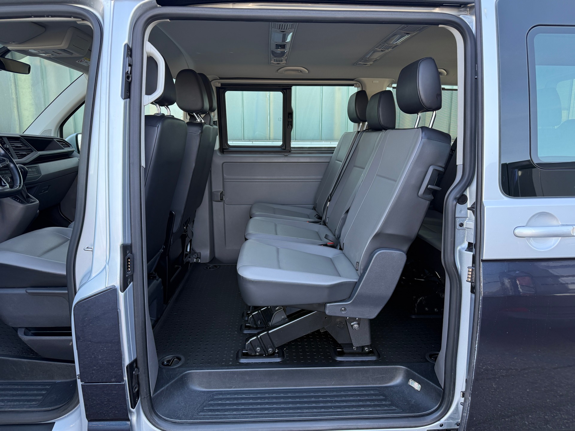 VW T6.1 Caravelle 2.0 TDI Comfortline DSG ***9-SITZPLÄTZE***-image-12