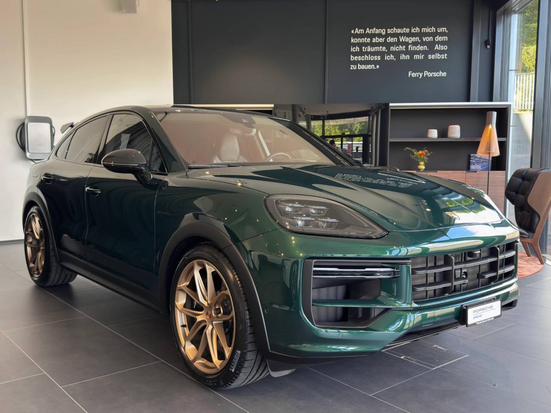 PORSCHE Cayenne Turbo E-Hybrid Coupé mit GT-Paket-image-8