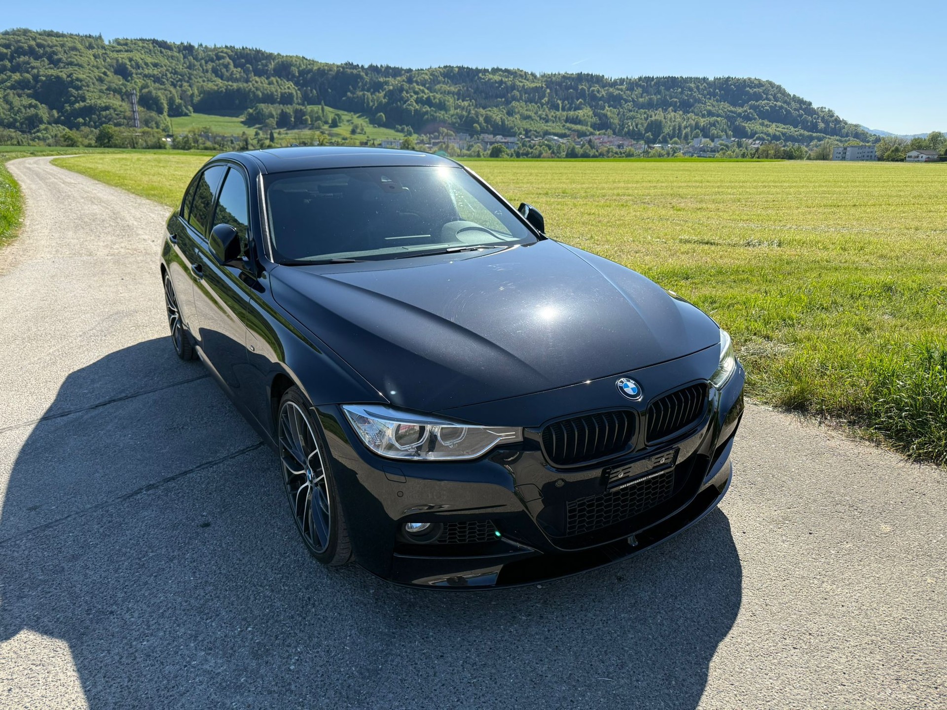 BMW 335i xDrive M Sport Power & Sound Edition-image-6
