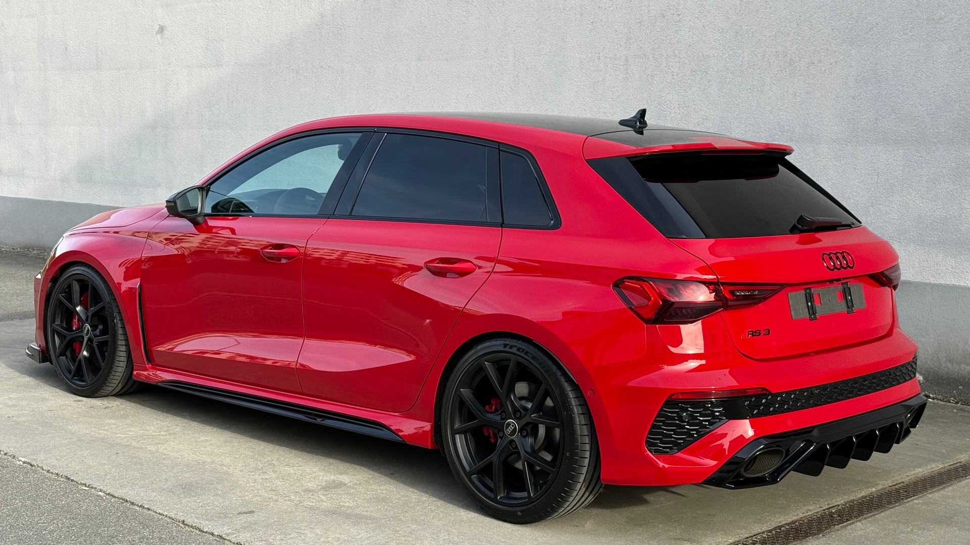 AUDI RS3 Sportback 2.5 TSI quattro S-tronic-showroom-element-3