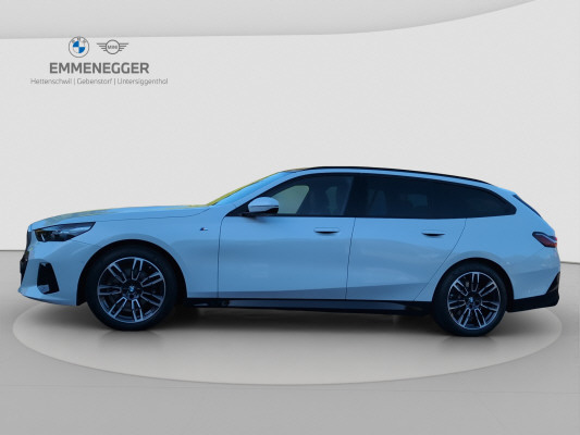 BMW 520d xDr 48V Tour M Sport-showroom-element-1