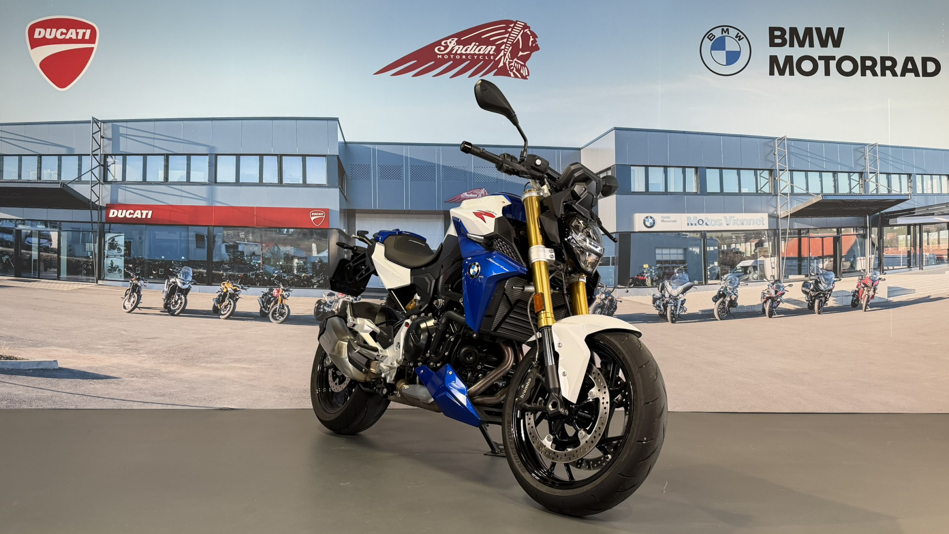 BMW F 900 R Sport-image-0