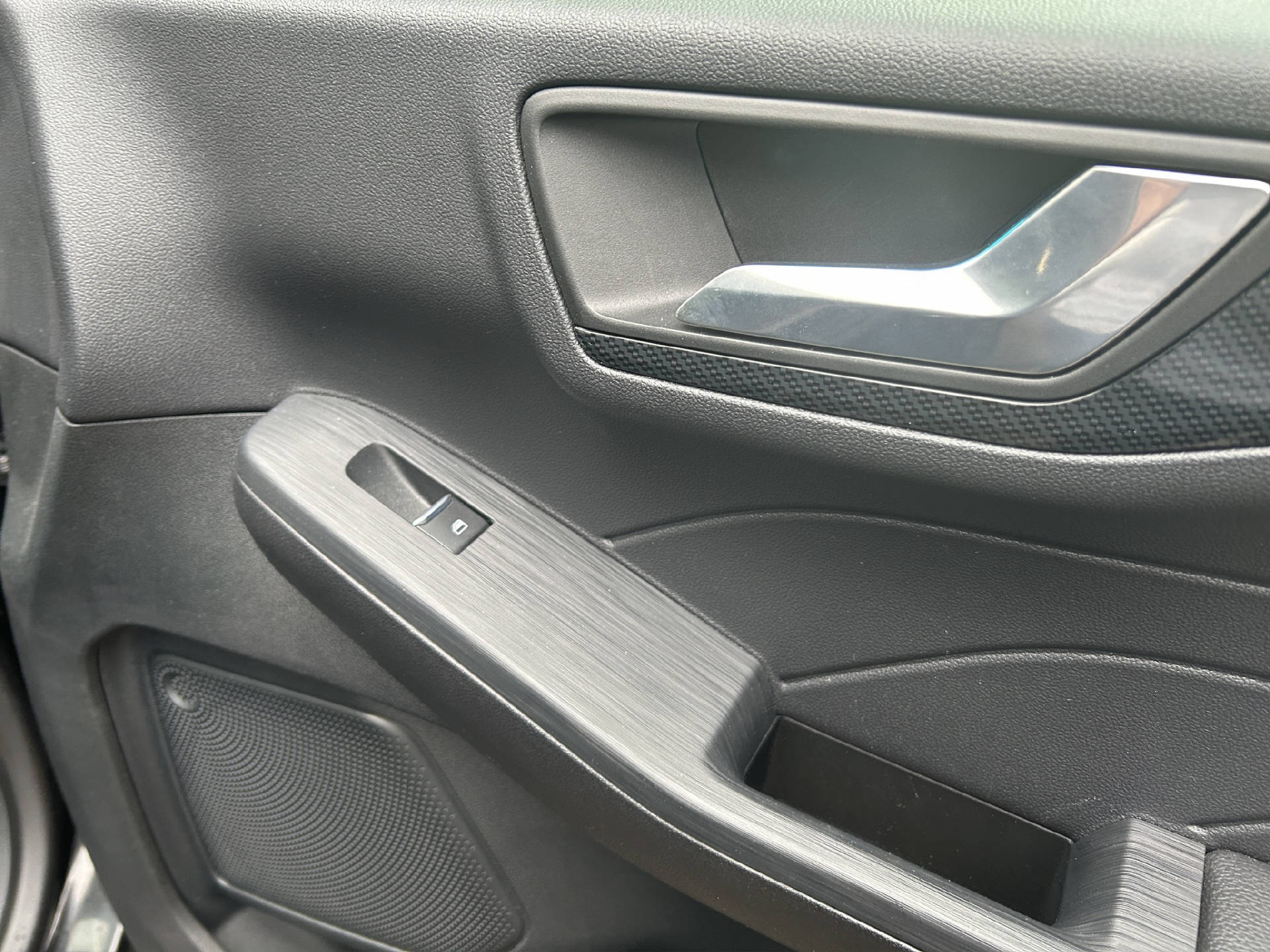 FORD Kuga 2.5 Hybrid ST-Line X 4x4-image-17