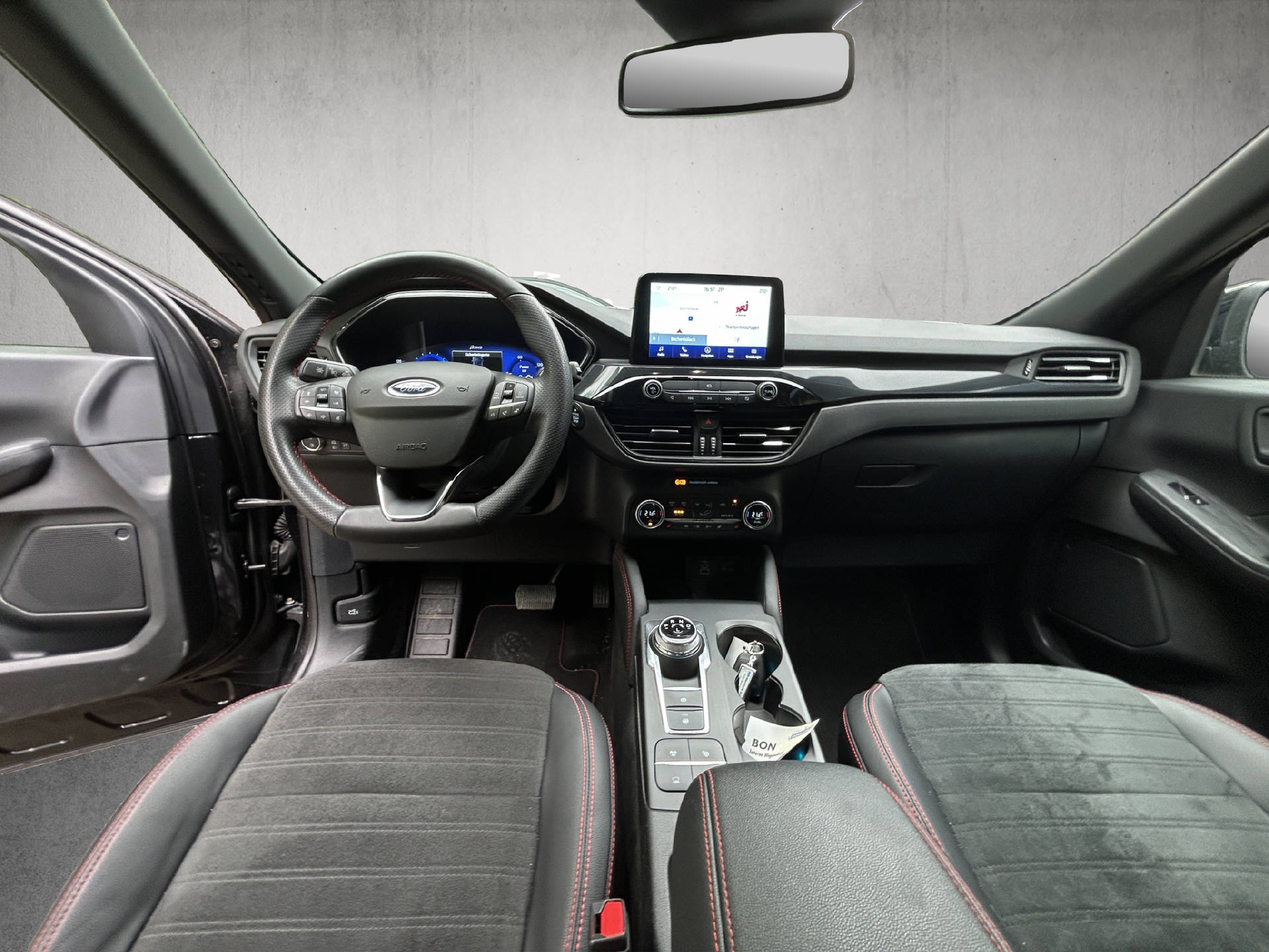 FORD Kuga 2.5 Hybrid ST-Line X 4x4-image-14