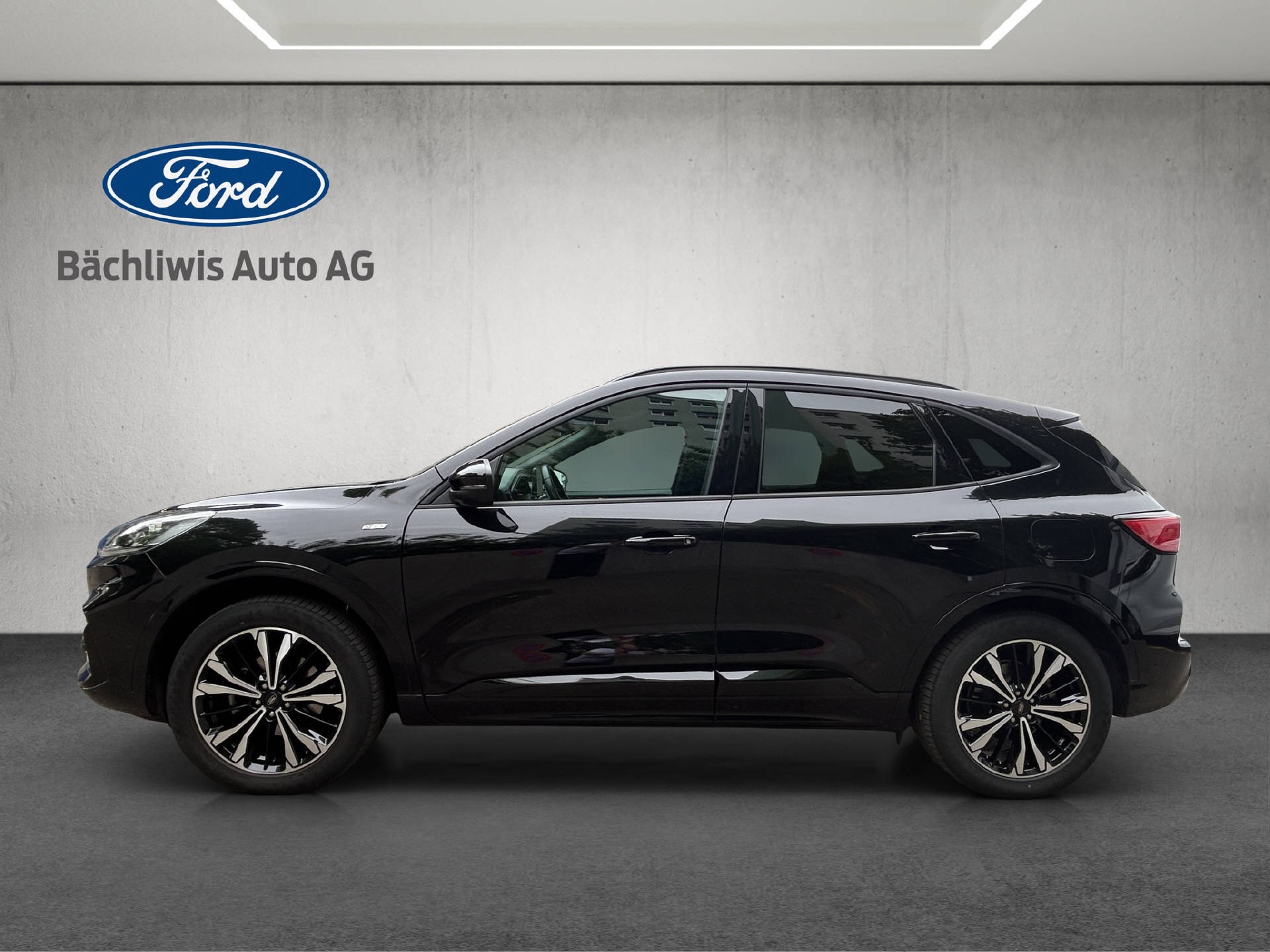 FORD Kuga 2.5 Hybrid ST-Line X 4x4-showroom-element-1