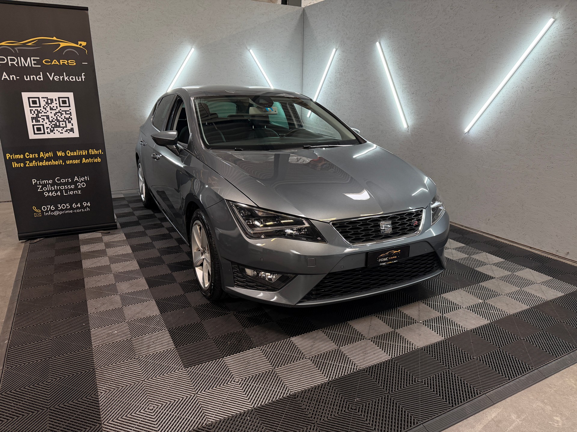 SEAT Leon 2.0 TDI FR DSG-showroom-element-2