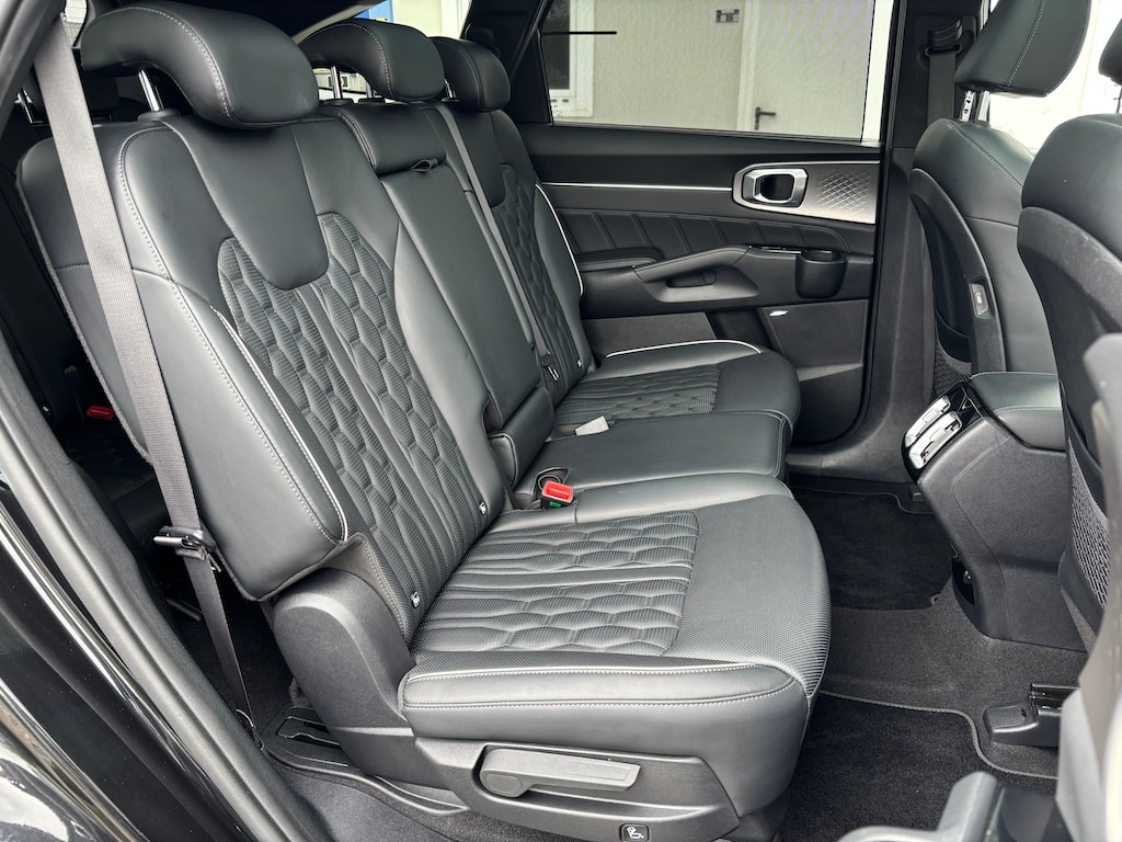 KIA Sorento 2.2 CRDI 7P. DCT Style LUXURY-image-16