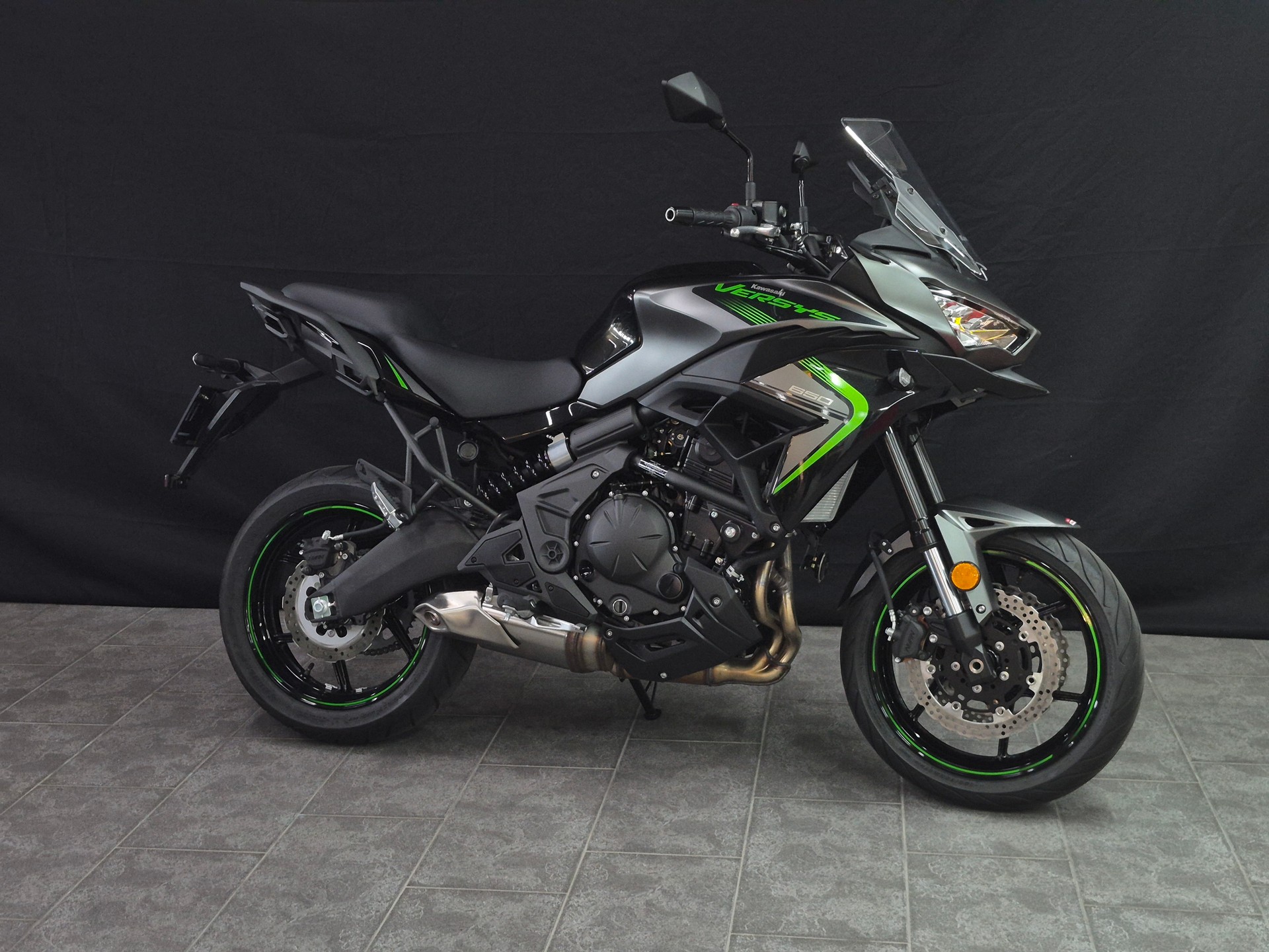 KAWASAKI Versys 650 (35kW)-image-0