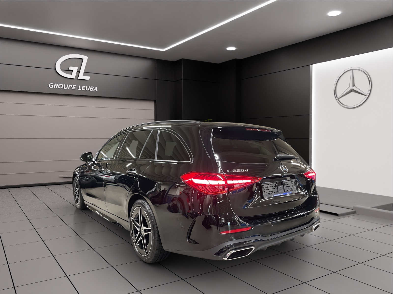 MERCEDES-BENZ C 220 d T 4 Matic Swiss Star-image-4