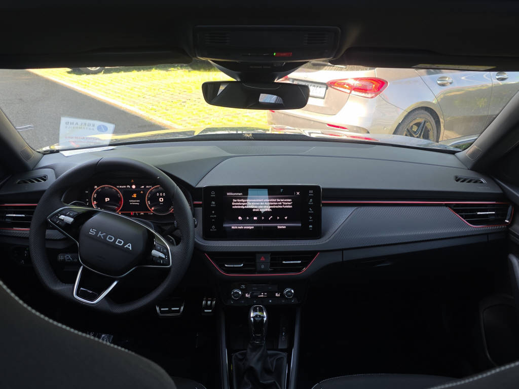 SKODA Kamiq 1.5 TSI Monte Carlo DSG-image-23
