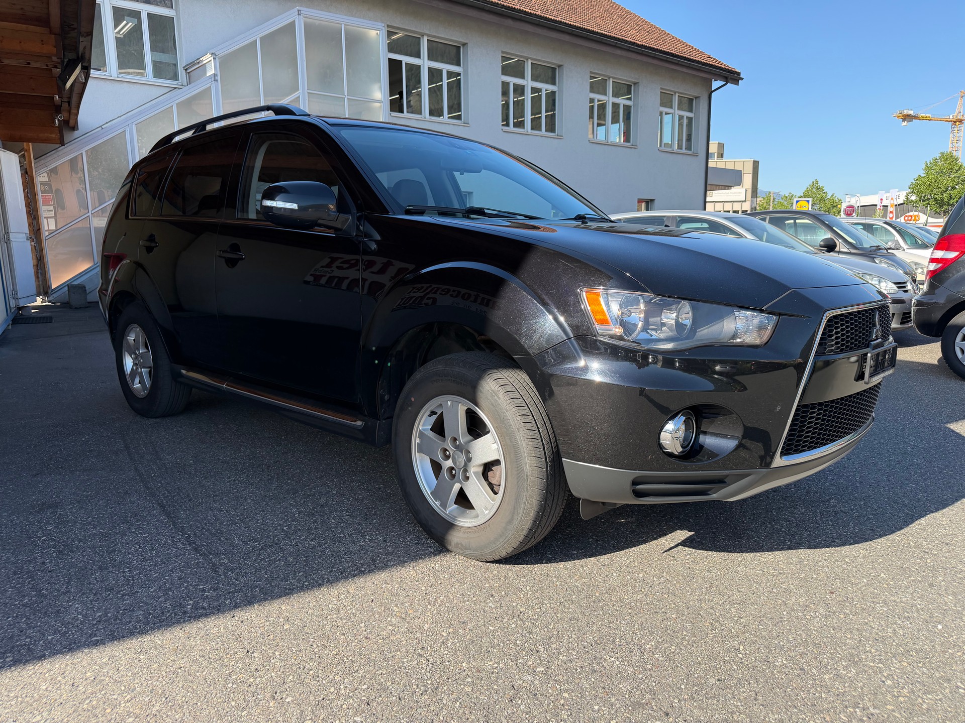 MITSUBISHI Outlander 2.2 DID Invite 4WD TC-SST-showroom-element-3