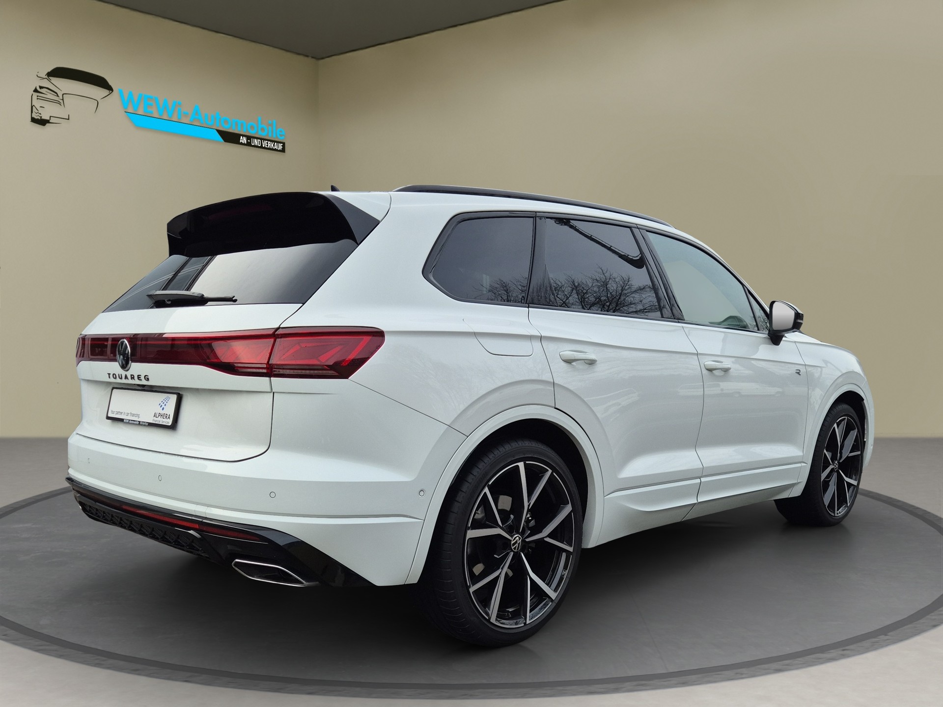 VW Touareg 3.0 TDI R-Line Tiptronic-showroom-element-2