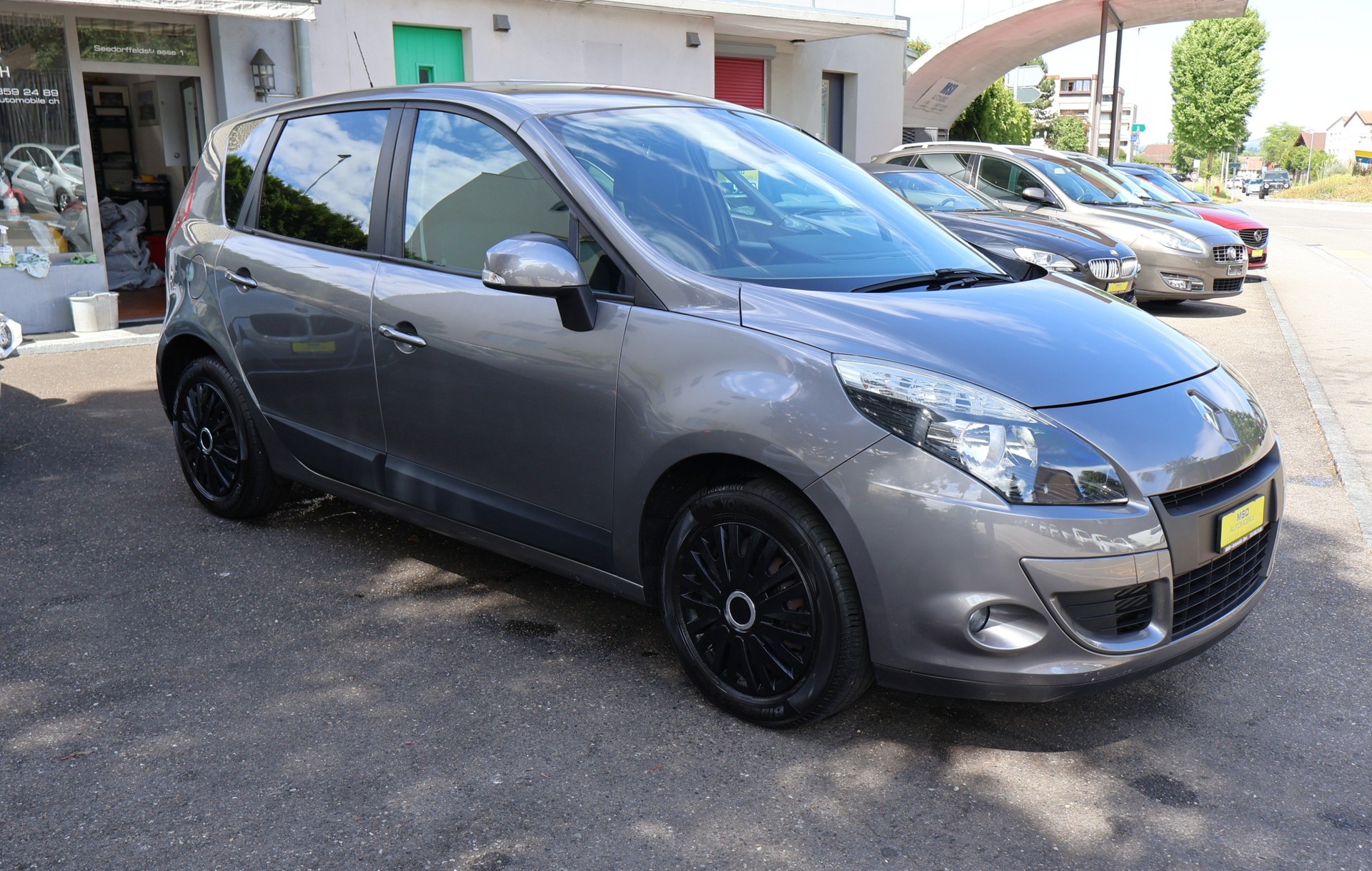 RENAULT Scénic 1.4 16V Turbo Expression-image-1