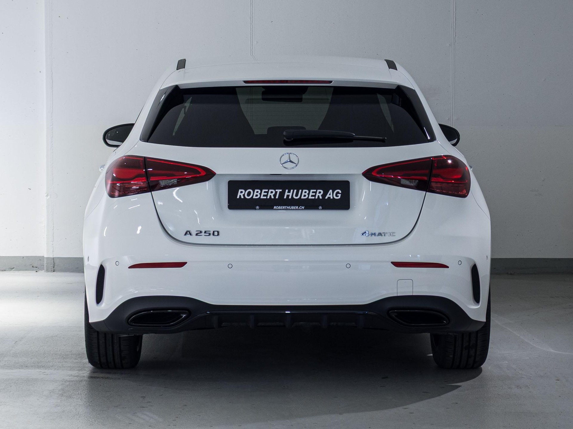 MERCEDES-BENZ A 250 4MATIC-image-5