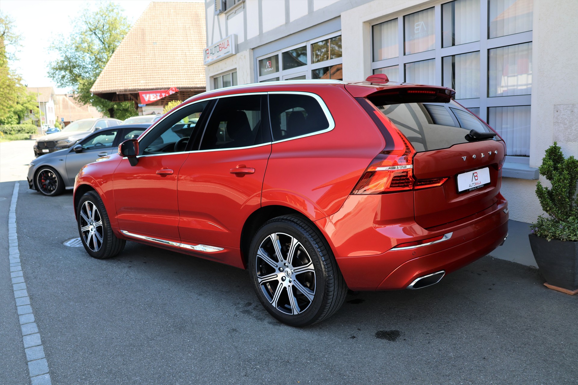 VOLVO XC60 T5 AWD Inscription Geartronic (CH) + 2.4T AHK-image-7