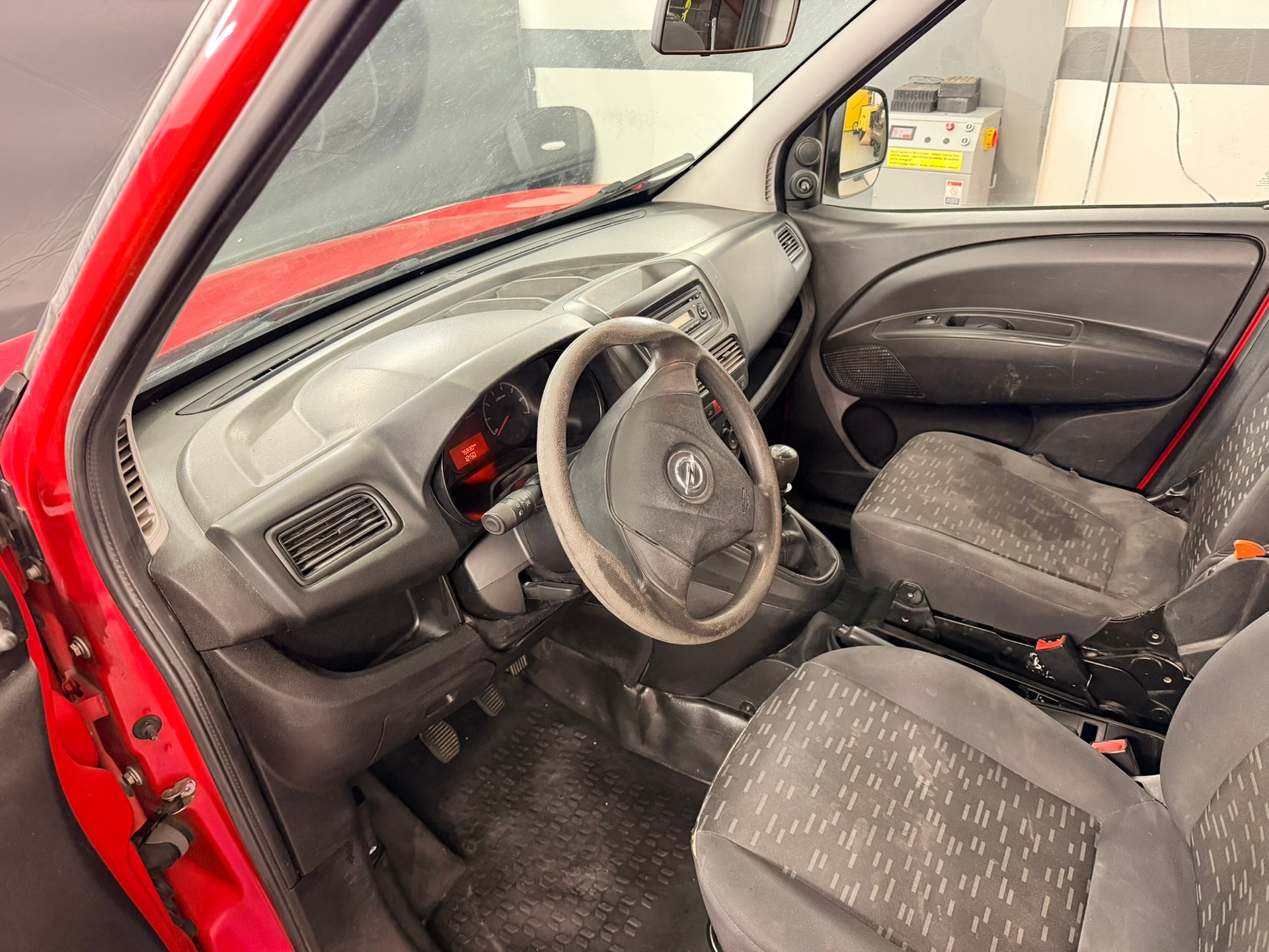 OPEL Combo 1.4 CNG Turbo ecoFLEX 2.4 L2H1-image-9