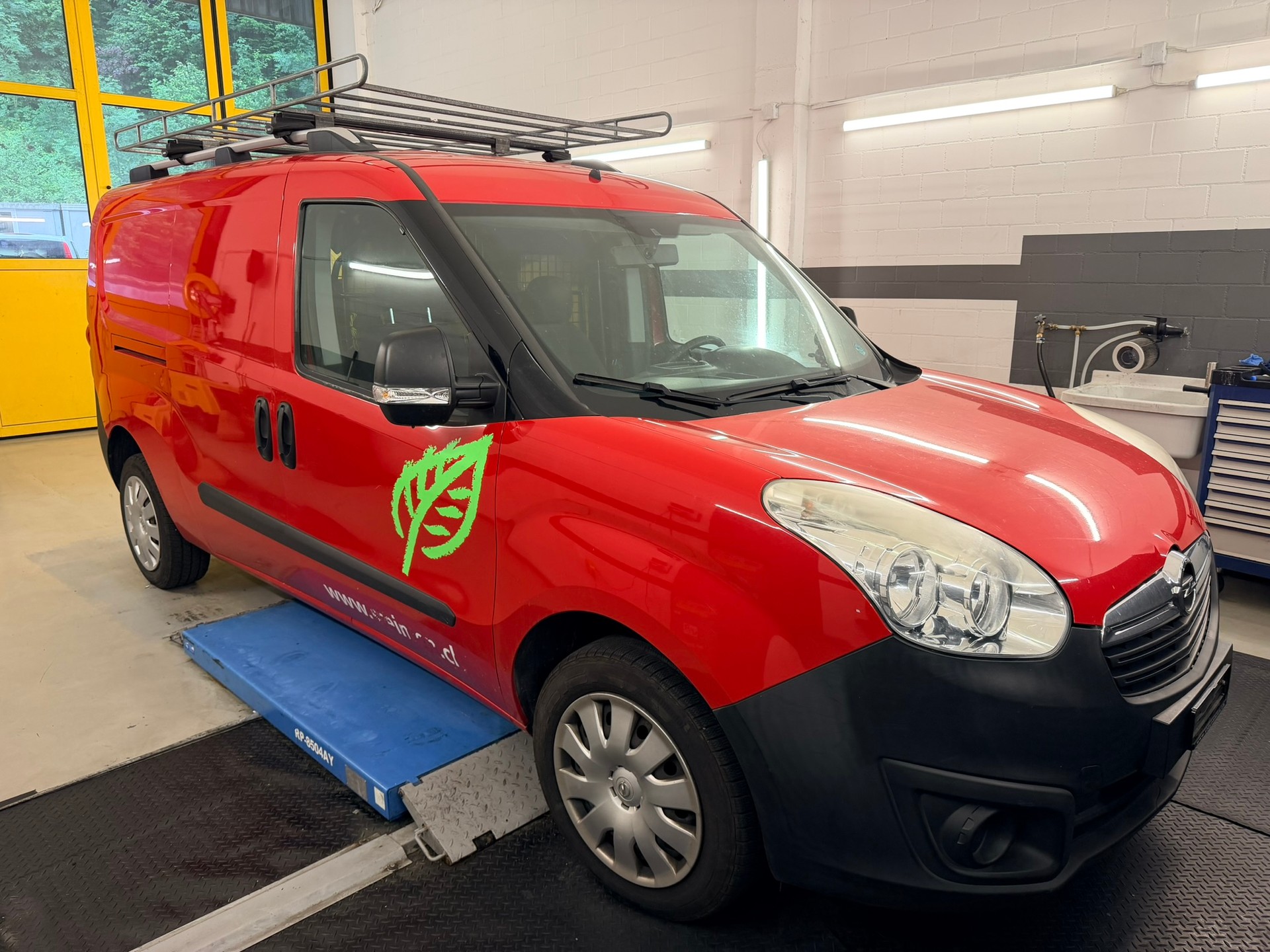 OPEL Combo 1.4 CNG Turbo ecoFLEX 2.4 L2H1-showroom-element-2