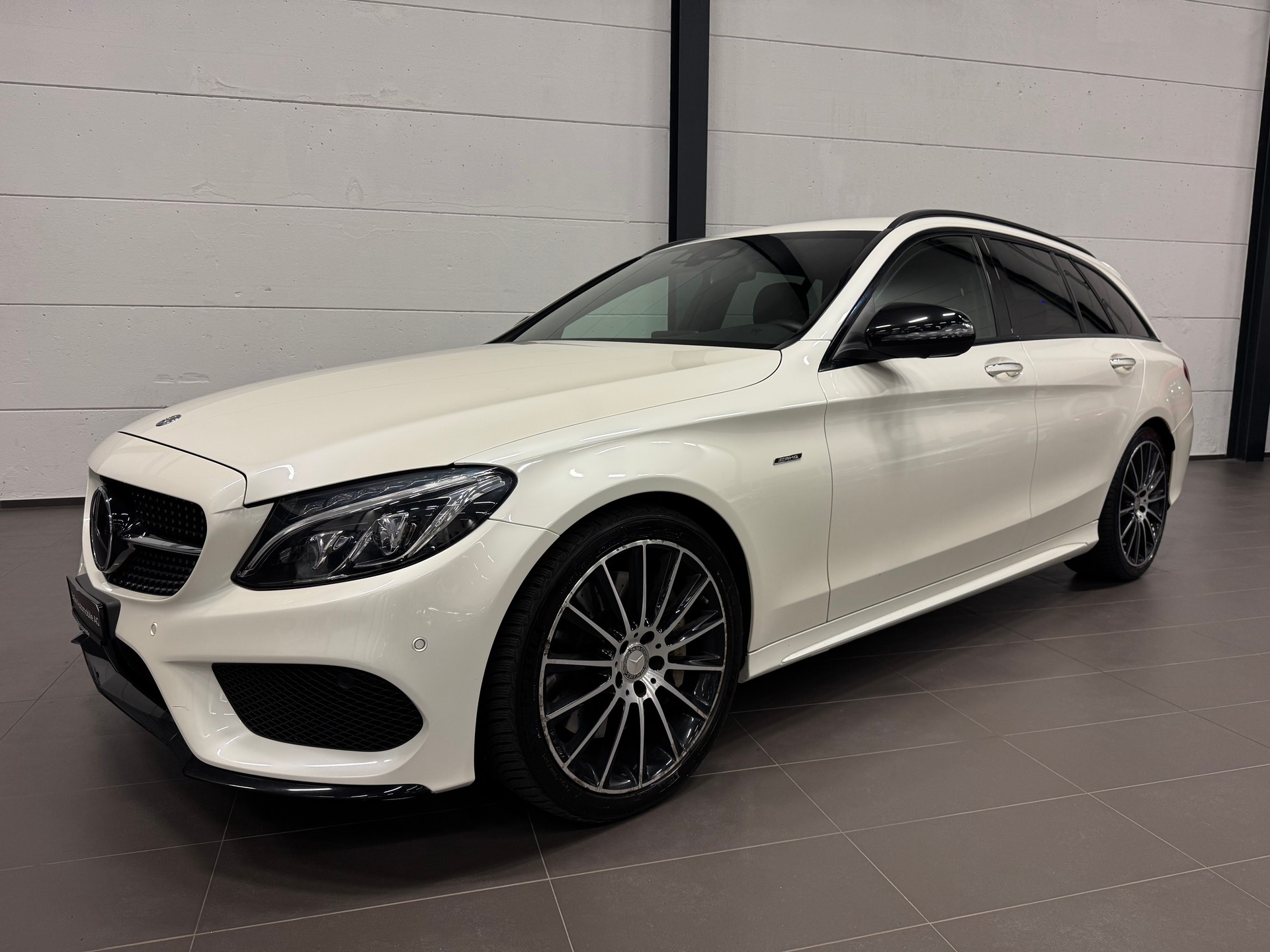 MERCEDES-BENZ C 450 AMG 4Matic 7G-Tronic
