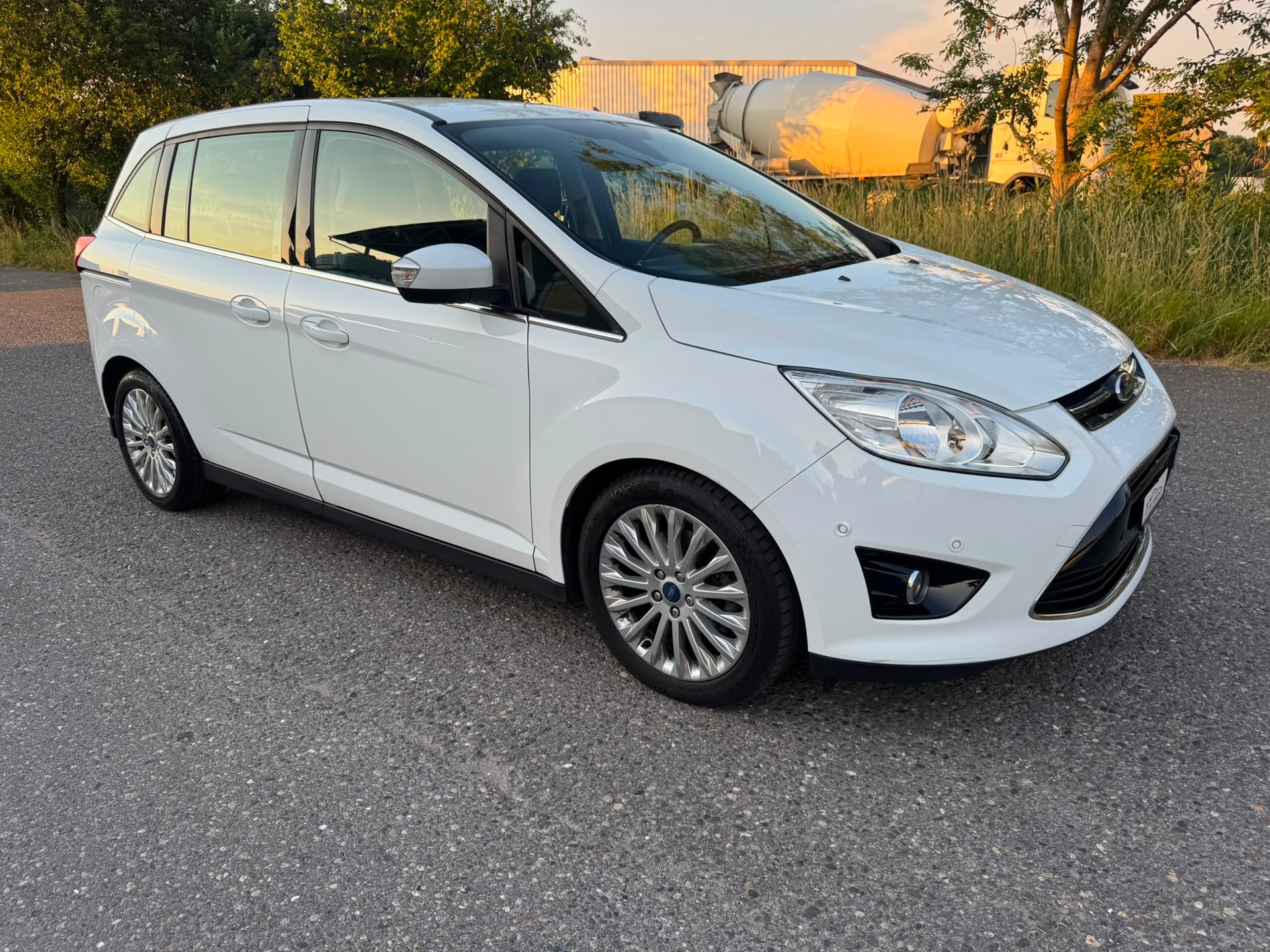 FORD Grand C-Max 2.0 TDCi Titanium PowerShift-showroom-element-2