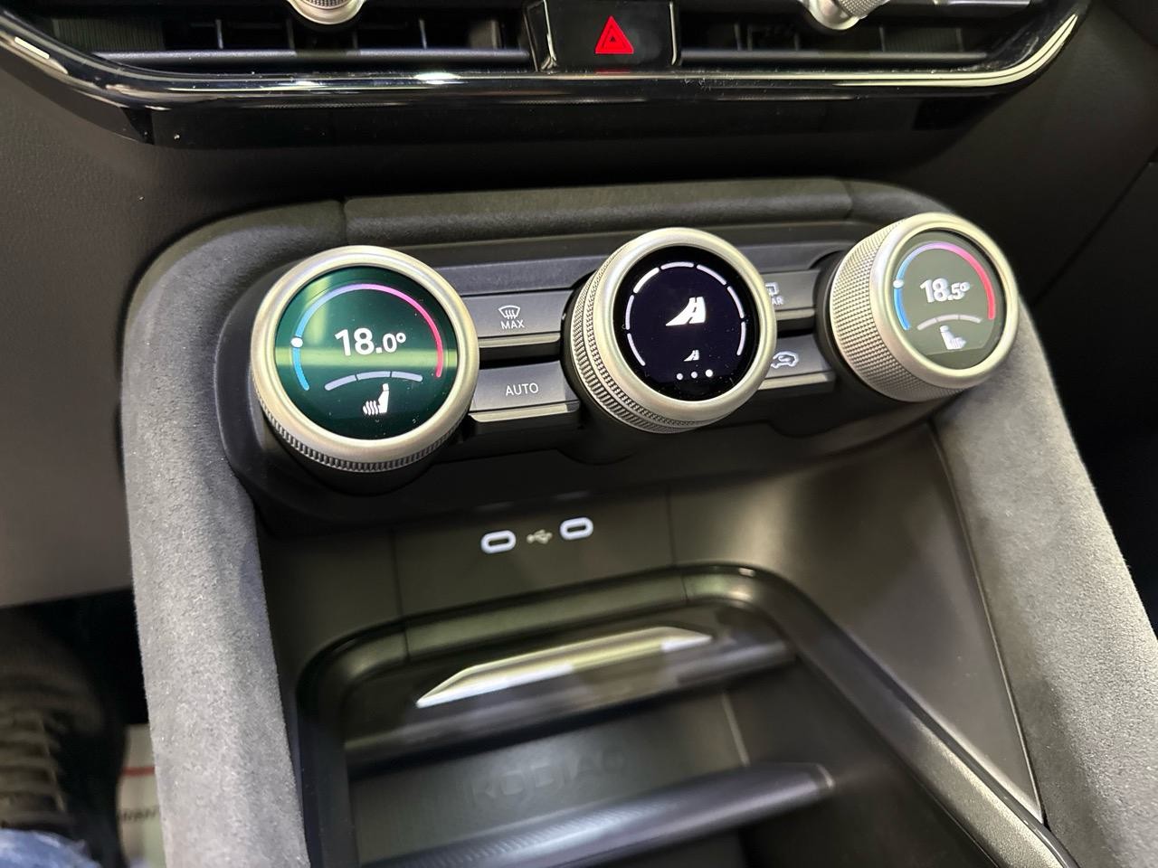 SKODA Kodiaq 2.0 TSI RS 4x4-image-10