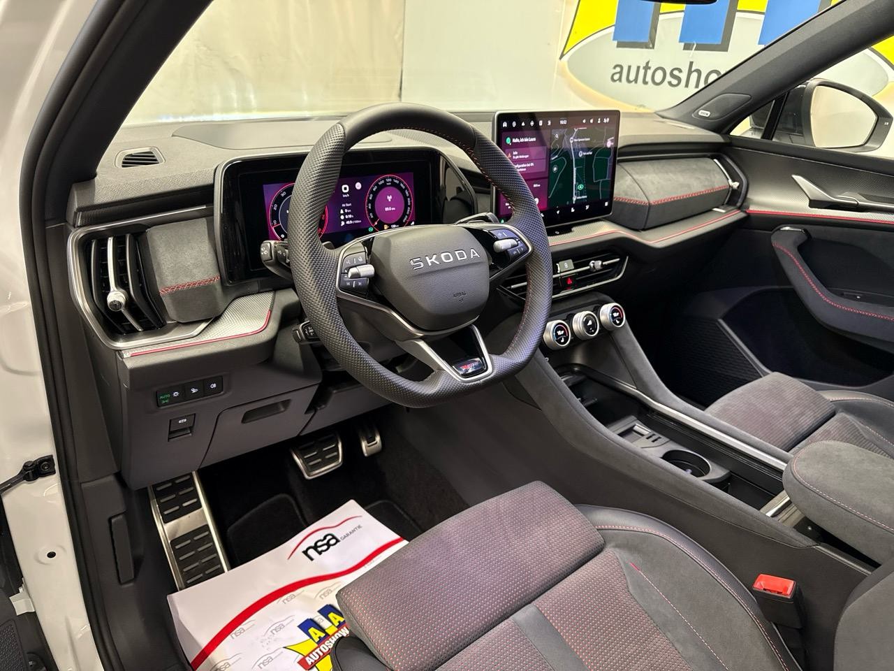 SKODA Kodiaq 2.0 TSI RS 4x4-showroom-element-2