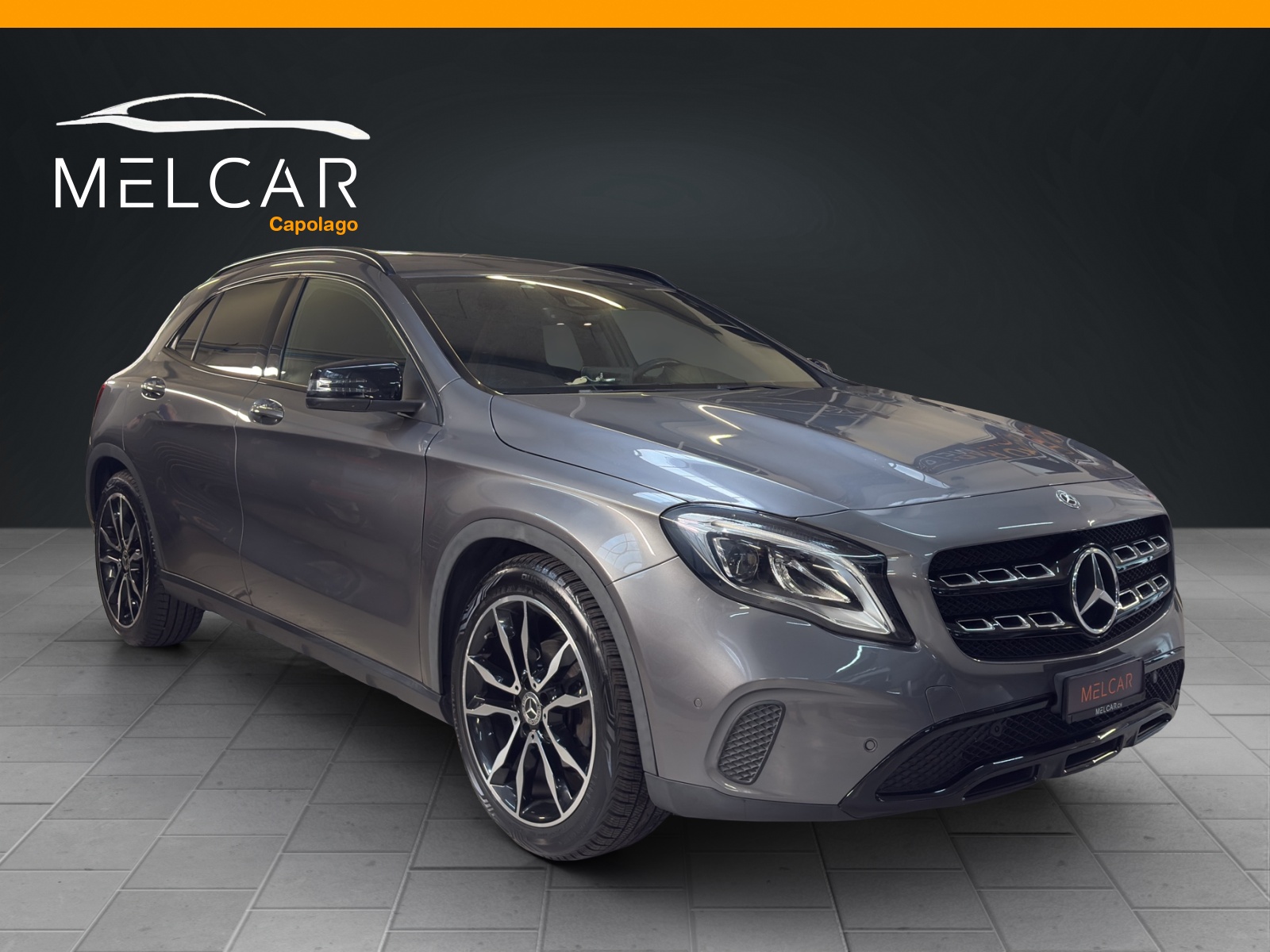 MERCEDES-BENZ GLA 200 Night Star 7G-DCT-image-8