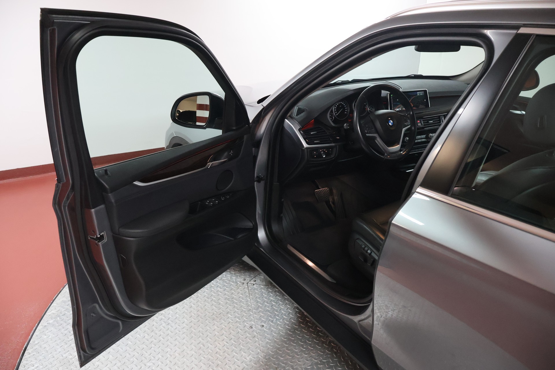 BMW X5 xDrive 35i Steptronic-image-4