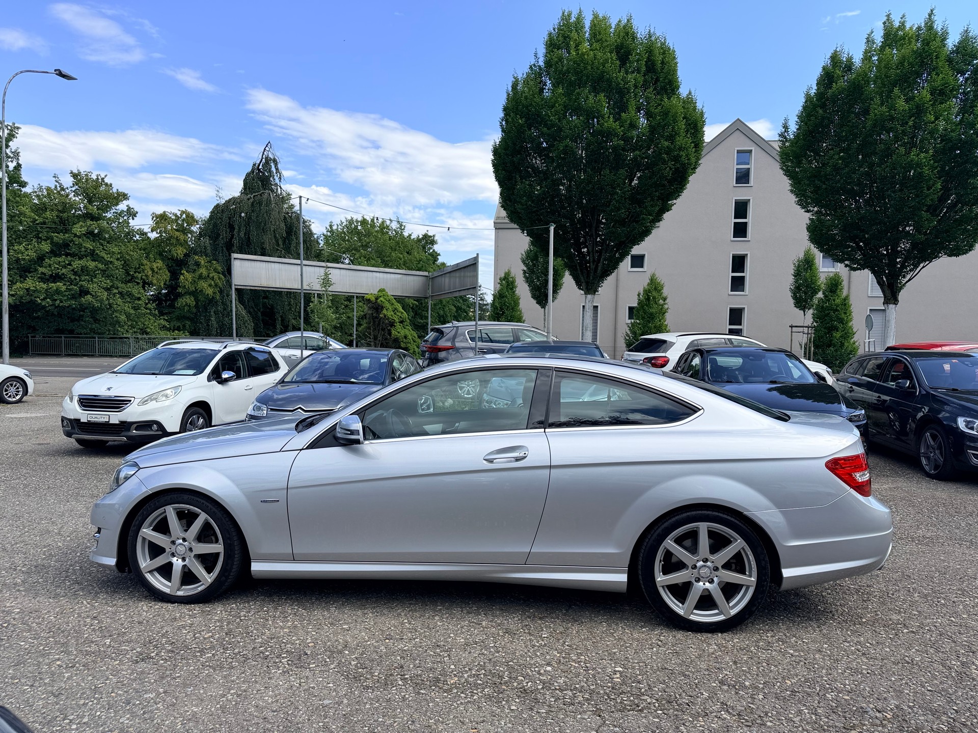 MERCEDES-BENZ C 180 Coupé MyStar 7G-Tronic AMG Line-showroom-element-1