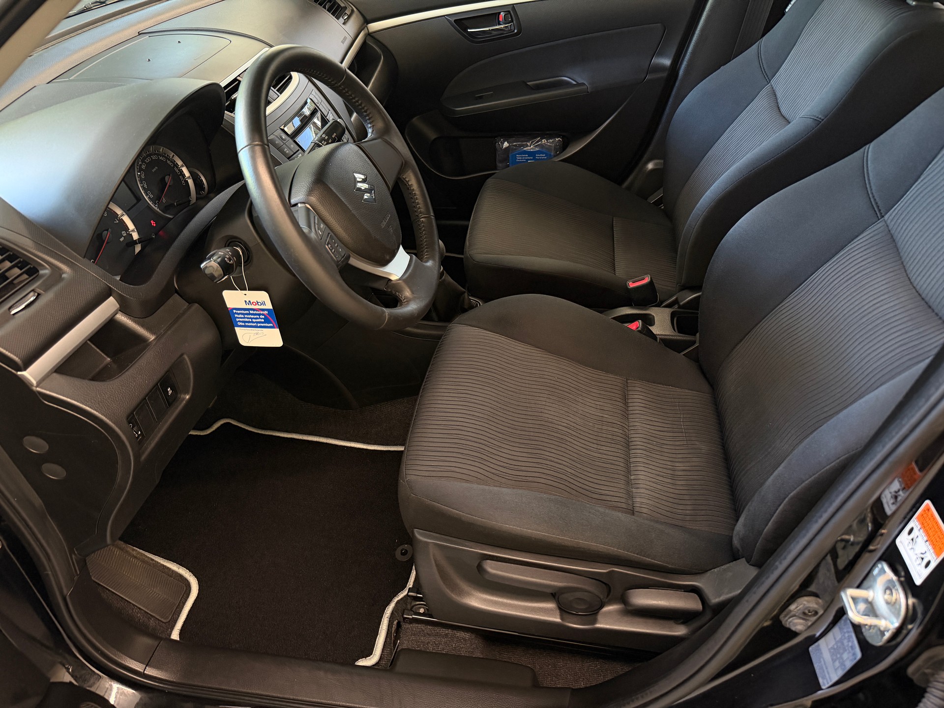 SUZUKI Swift 1.2i 16V GL 4x4-image-10