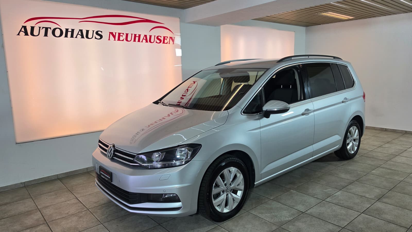 VW Touran 1.6 TDI BlueMotion Technology Trendline DSG, TOP FAHRZEUG, FRISCH AB SERVICE UND FRISCH AB MFK