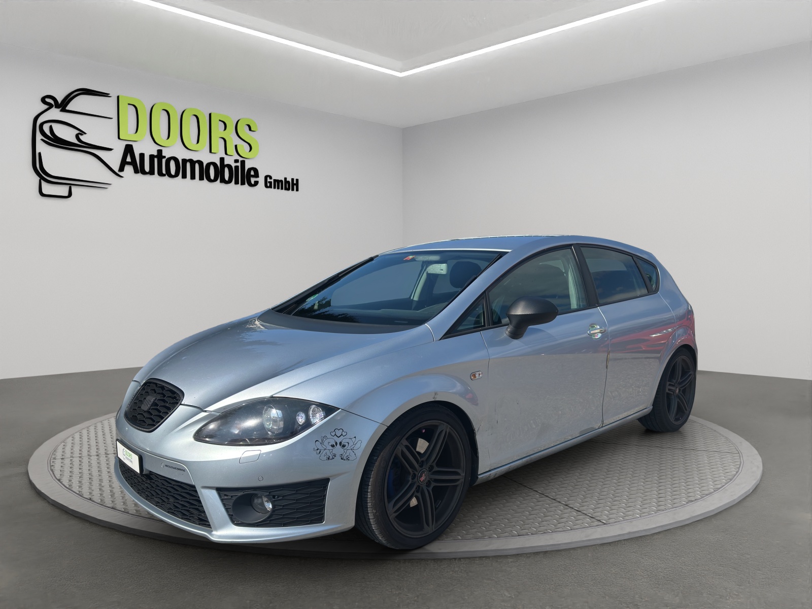 SEAT Leon 2.0 TSI FR DSG-showroom-element-2