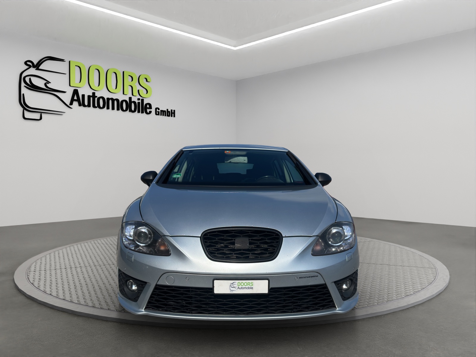 SEAT Leon 2.0 TSI FR DSG-showroom-element-1